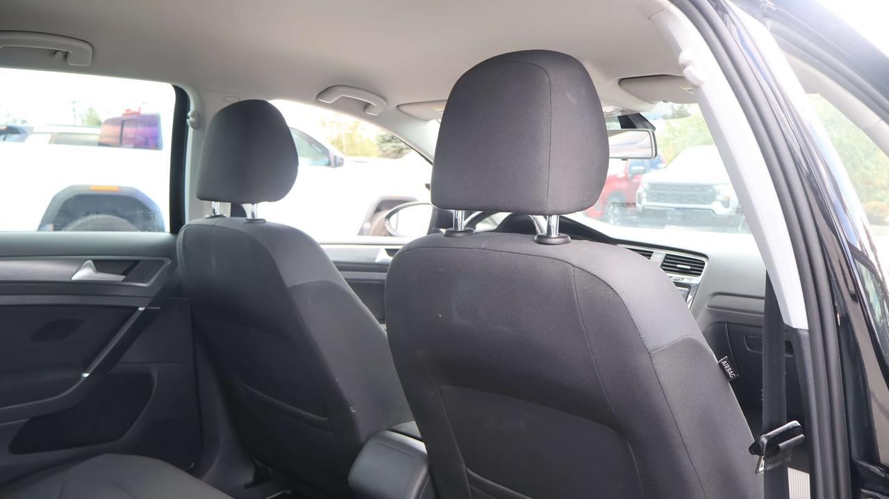 2019 Volkswagen Golf | Heated Seats | Cruise Photo