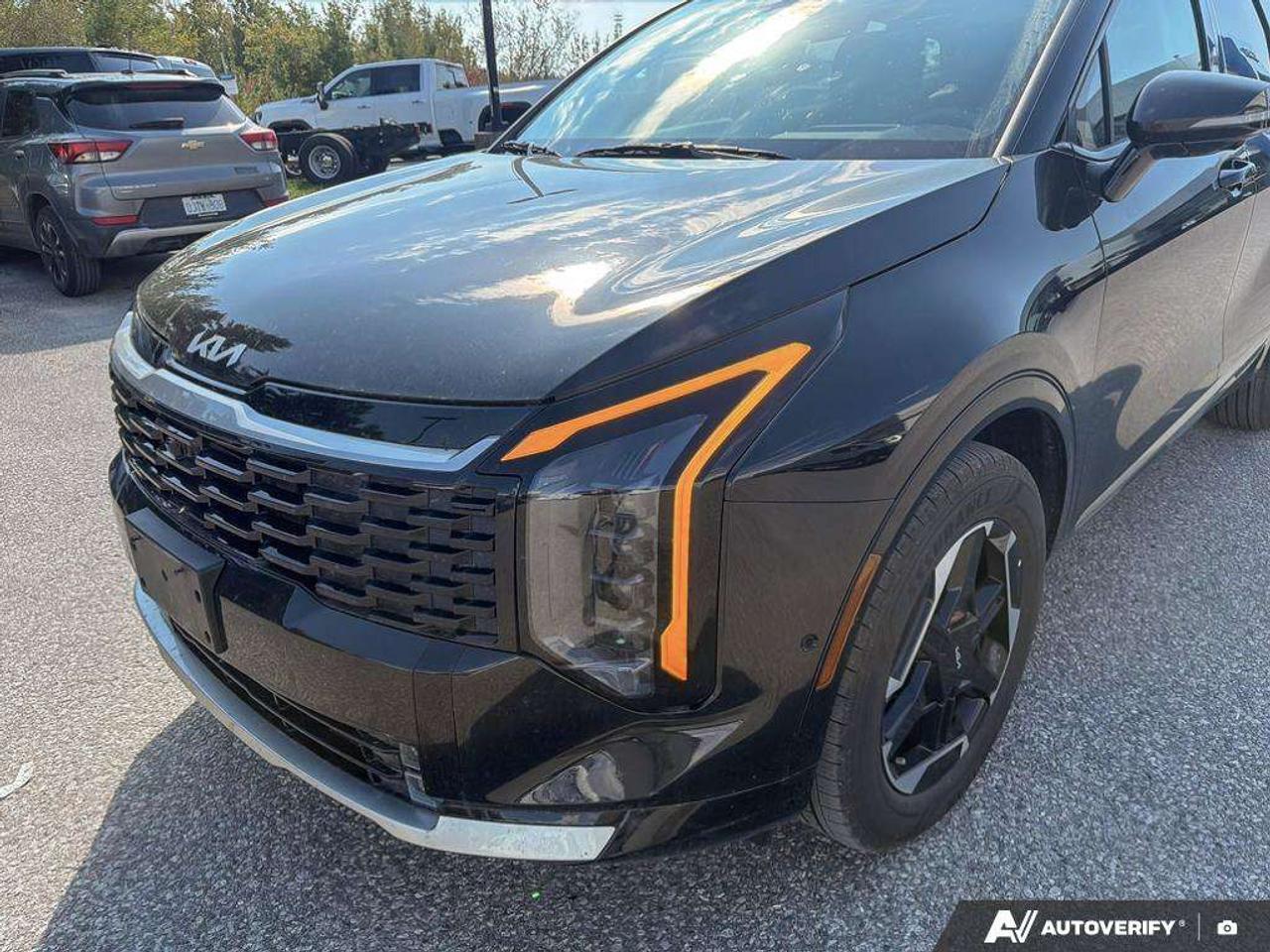 2026 Kia Sportage SX | Power Tailgate Photo