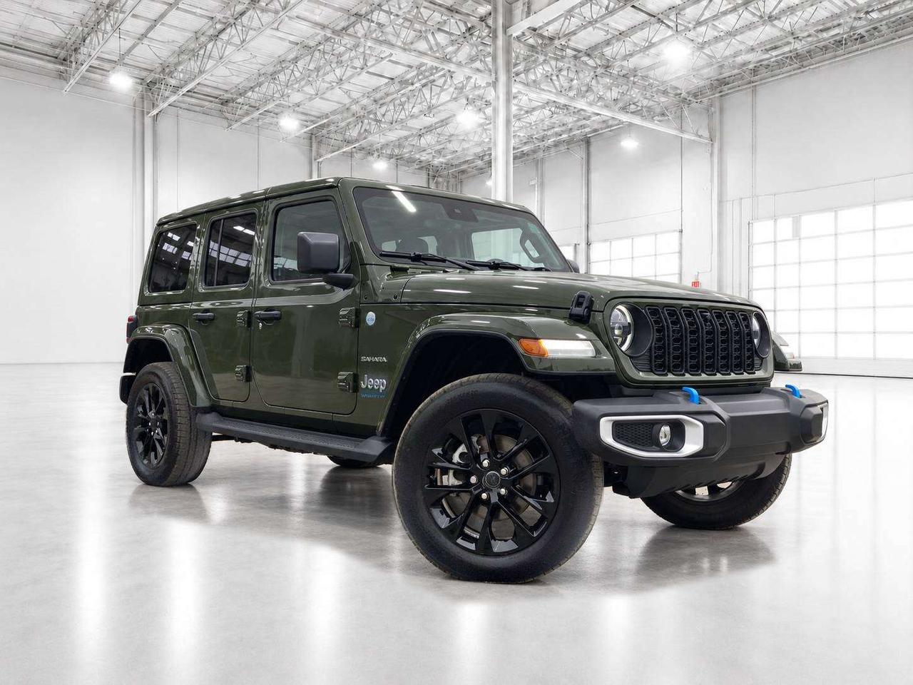 2024 Jeep Wrangler Sahara PHEV | SkyTop | Htd Leather | Alpine | 4X4 Photo5