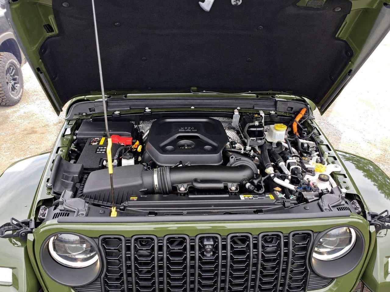 2024 Jeep Wrangler Sahara PHEV | SkyTop | Htd Leather | Alpine | 4X4 Photo