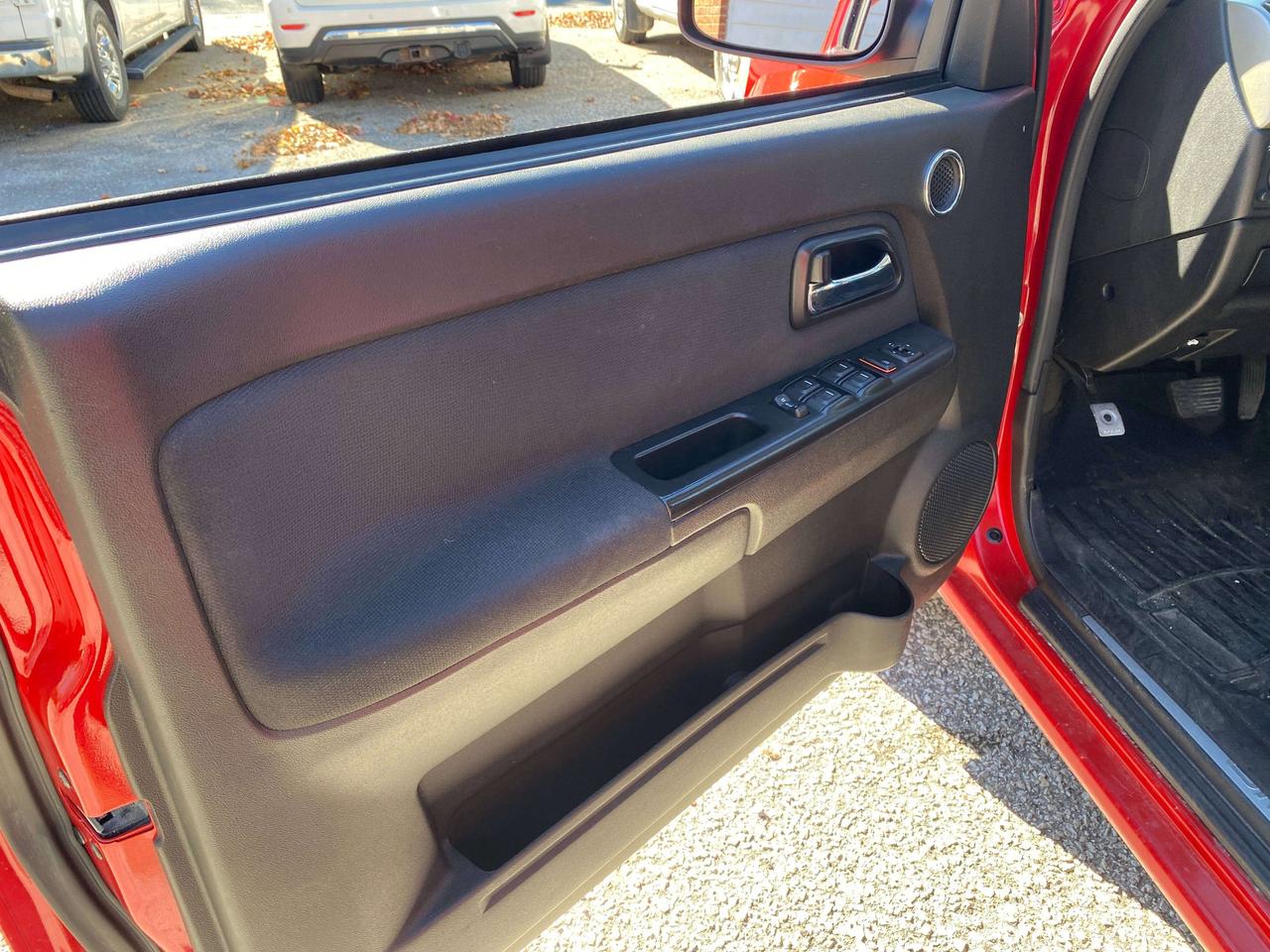 2008 GMC Canyon SLE, SOLD AS IS, NOT INSPECTED FOR SAFETY EXPENSES Photo