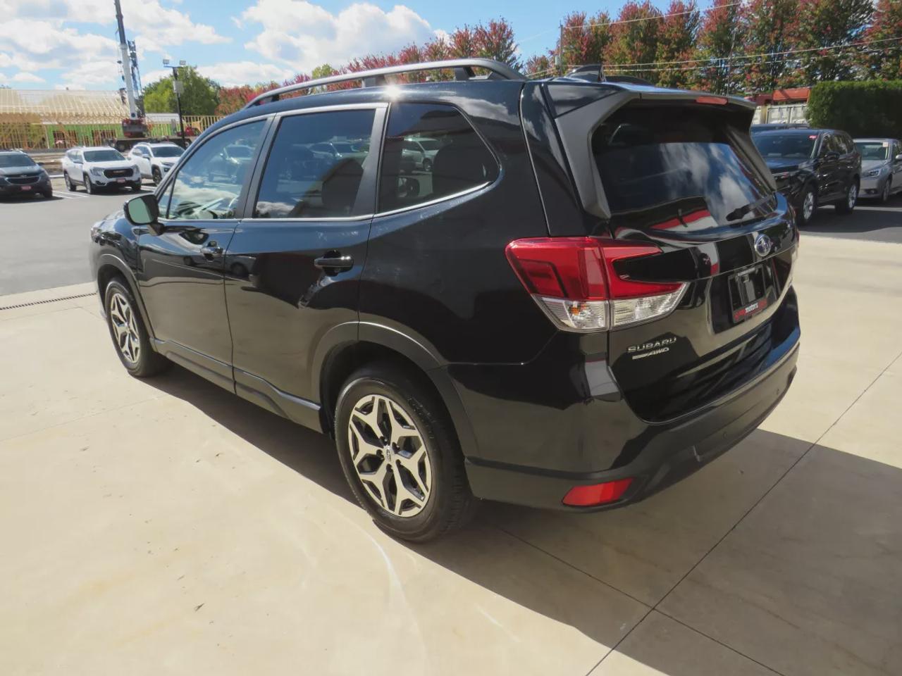2023 Subaru Forester Touring | AWD | Automatic | Low Kms | Alloy Wheels | Premium Cloth Seats | Heated Seats | Heated Steering Wheel | Power Driver Seat | Climate Control | Power Sunroof | Touchscreen Display | Android Auto & Apple CarPlay | Bluetooth | Back-Up Camera | Adapt Photo2