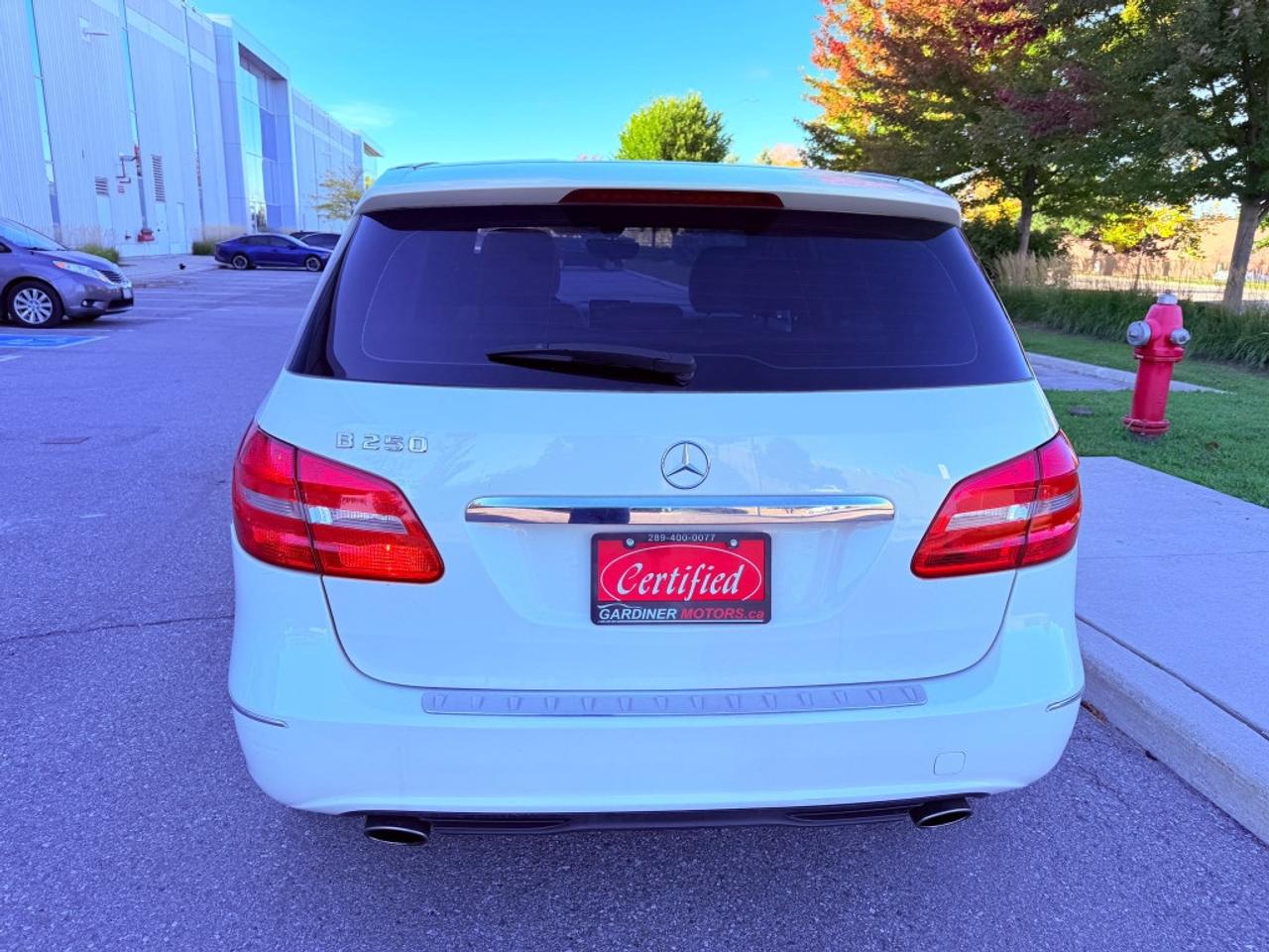 2013 Mercedes-Benz B-Class B 250 Sports Tourer Photo