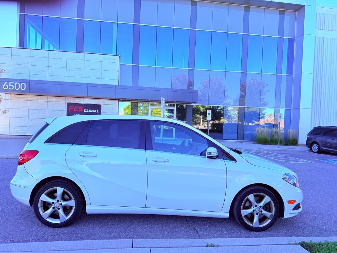 2013 Mercedes-Benz B-Class B 250 Sports Tourer Photo