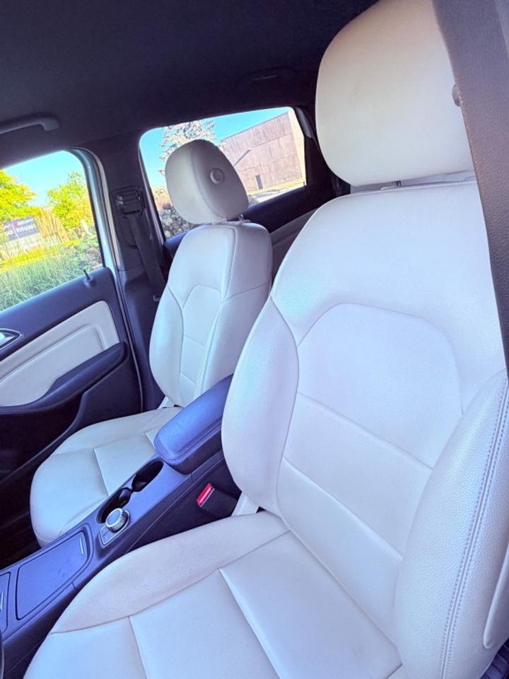 2013 Mercedes-Benz B-Class B 250 Sports Tourer Photo