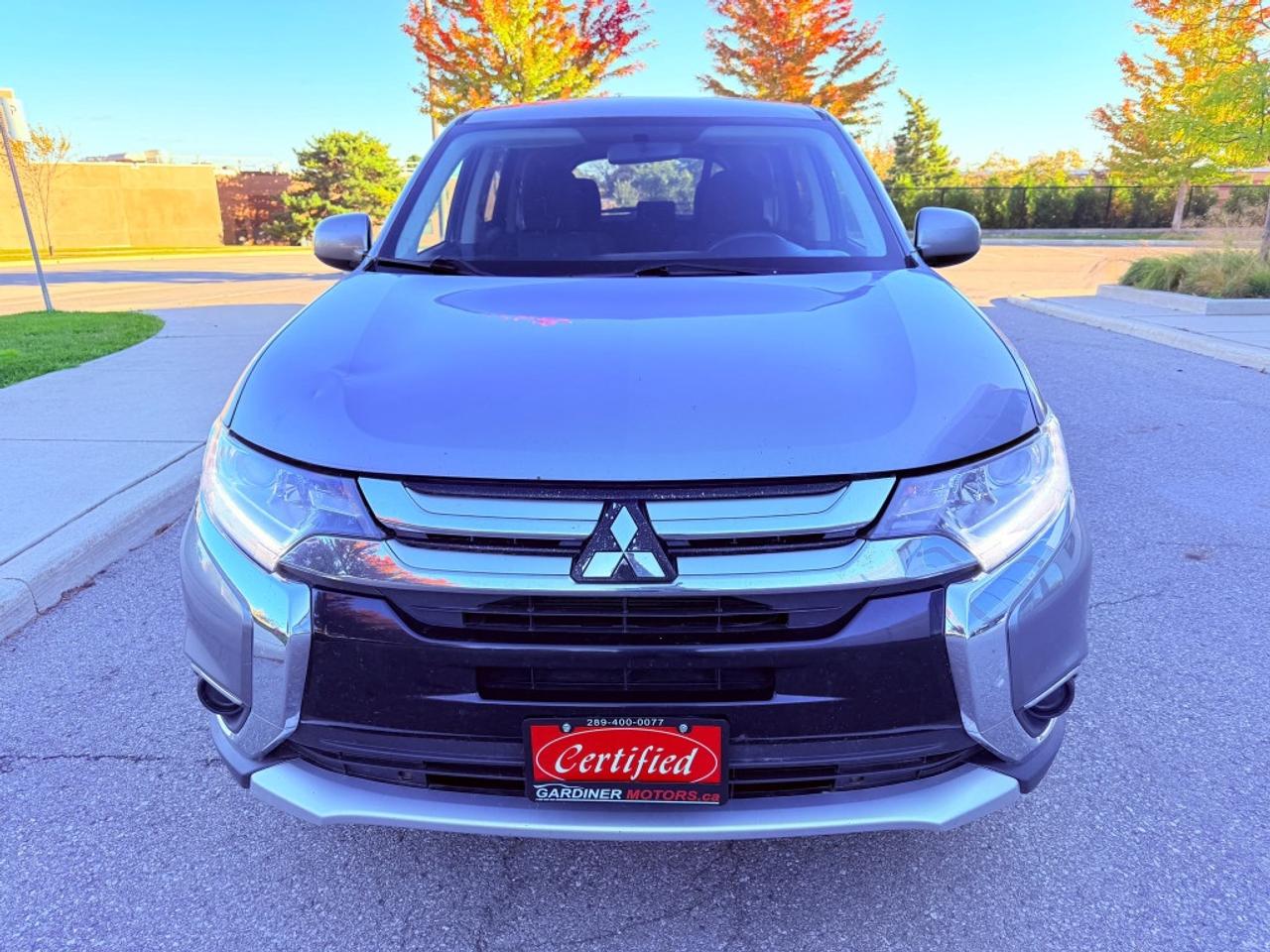 2018 Mitsubishi Outlander ES 4dr Front-wheel Drive CVT Photo