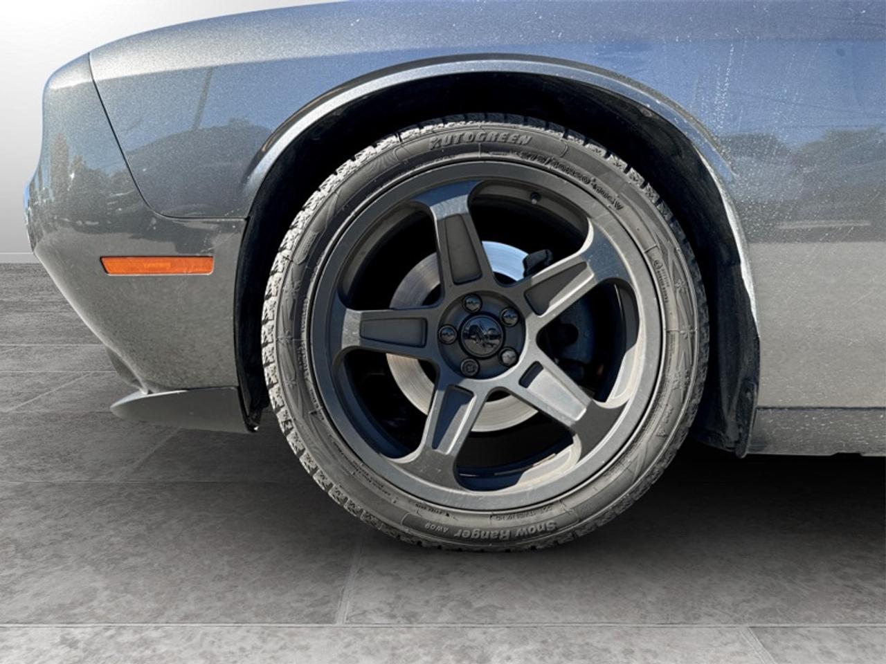2018 Dodge Challenger SXT Plus w/Super Track Pak  **CLEAN** Photo