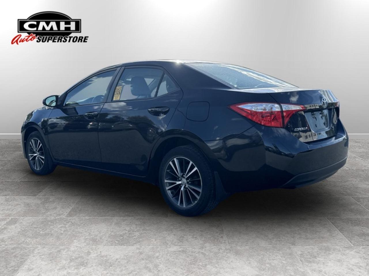 2016 Toyota Corolla LE  **CLEAN CARFAX - UPGRADE PKG** Photo