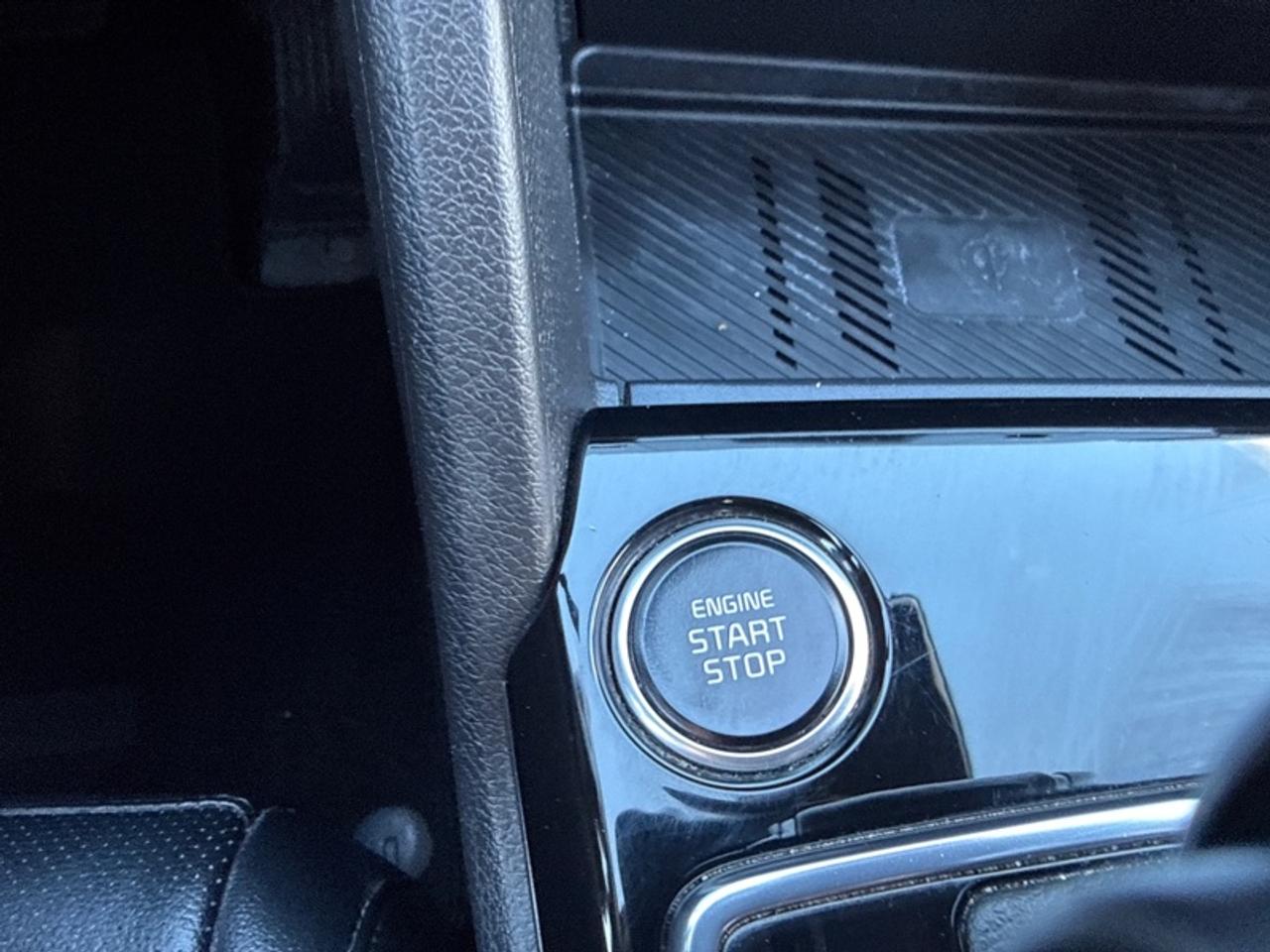 2023 Kia Sportage X-Line  Heated Steering Wheel Photo