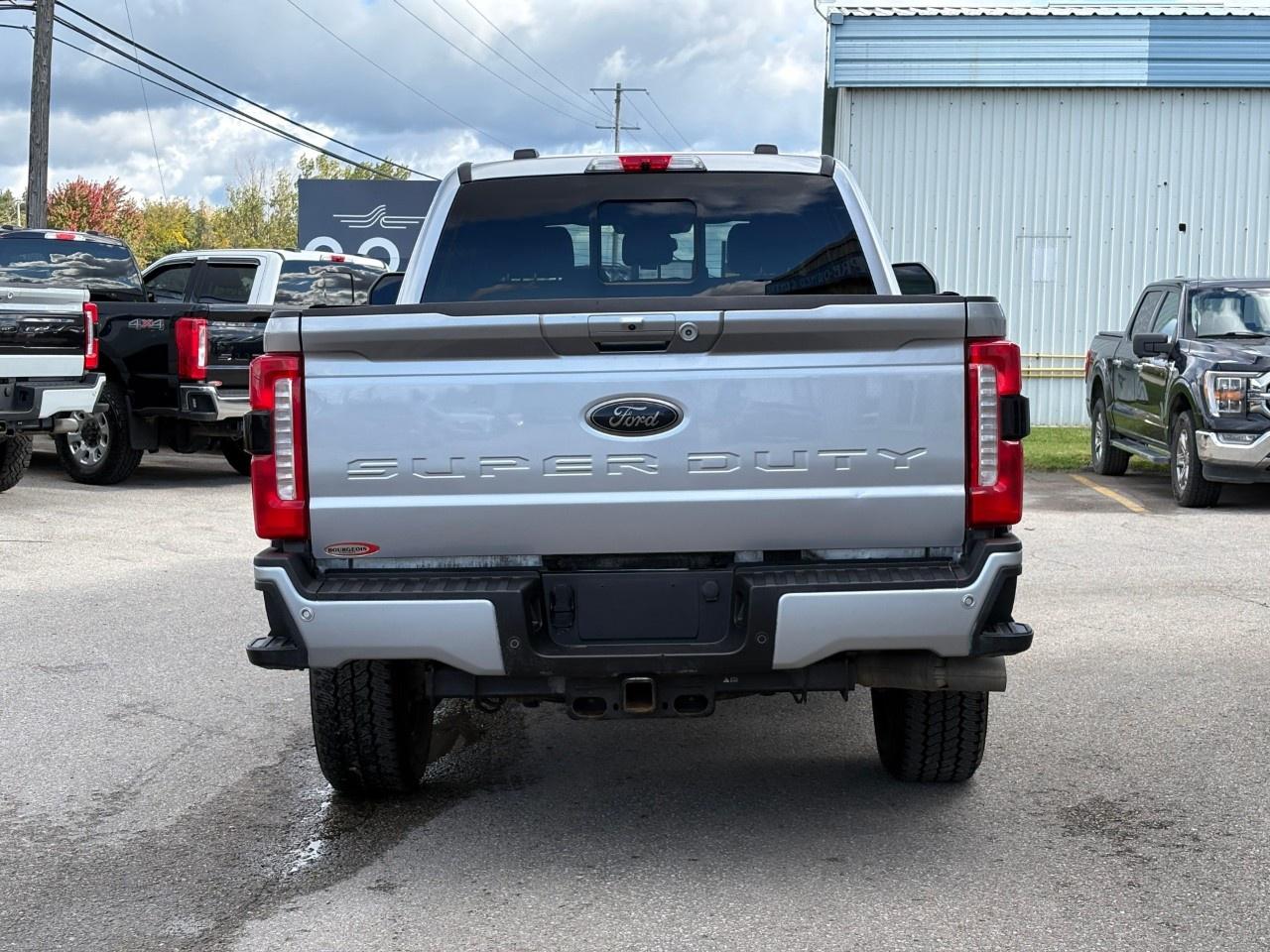 2023 Ford F-250 Super Duty SRW LARIAT 4WD SuperCab 6.75' Box Photo