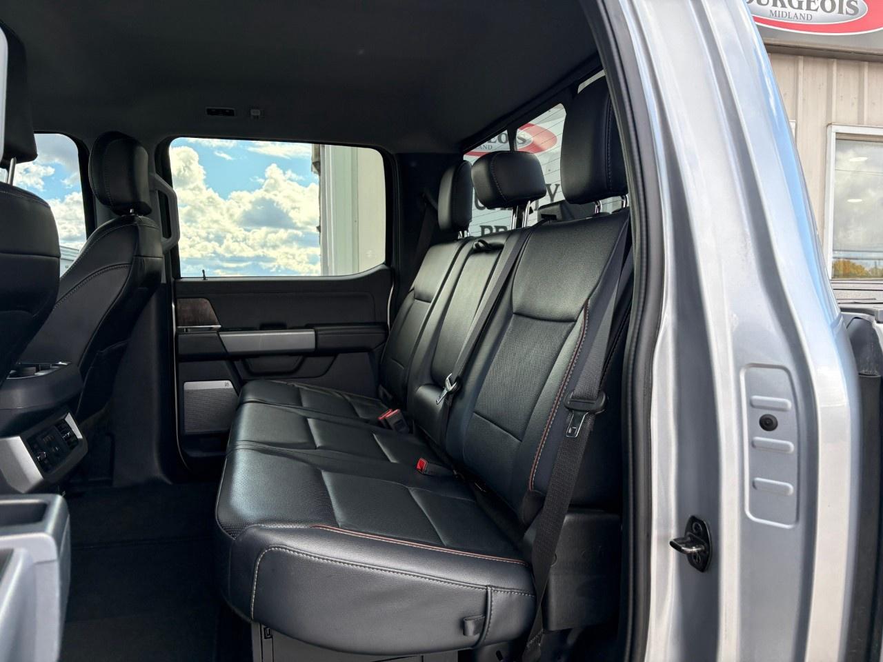 2023 Ford F-250 Super Duty SRW LARIAT 4WD SuperCab 6.75' Box Photo