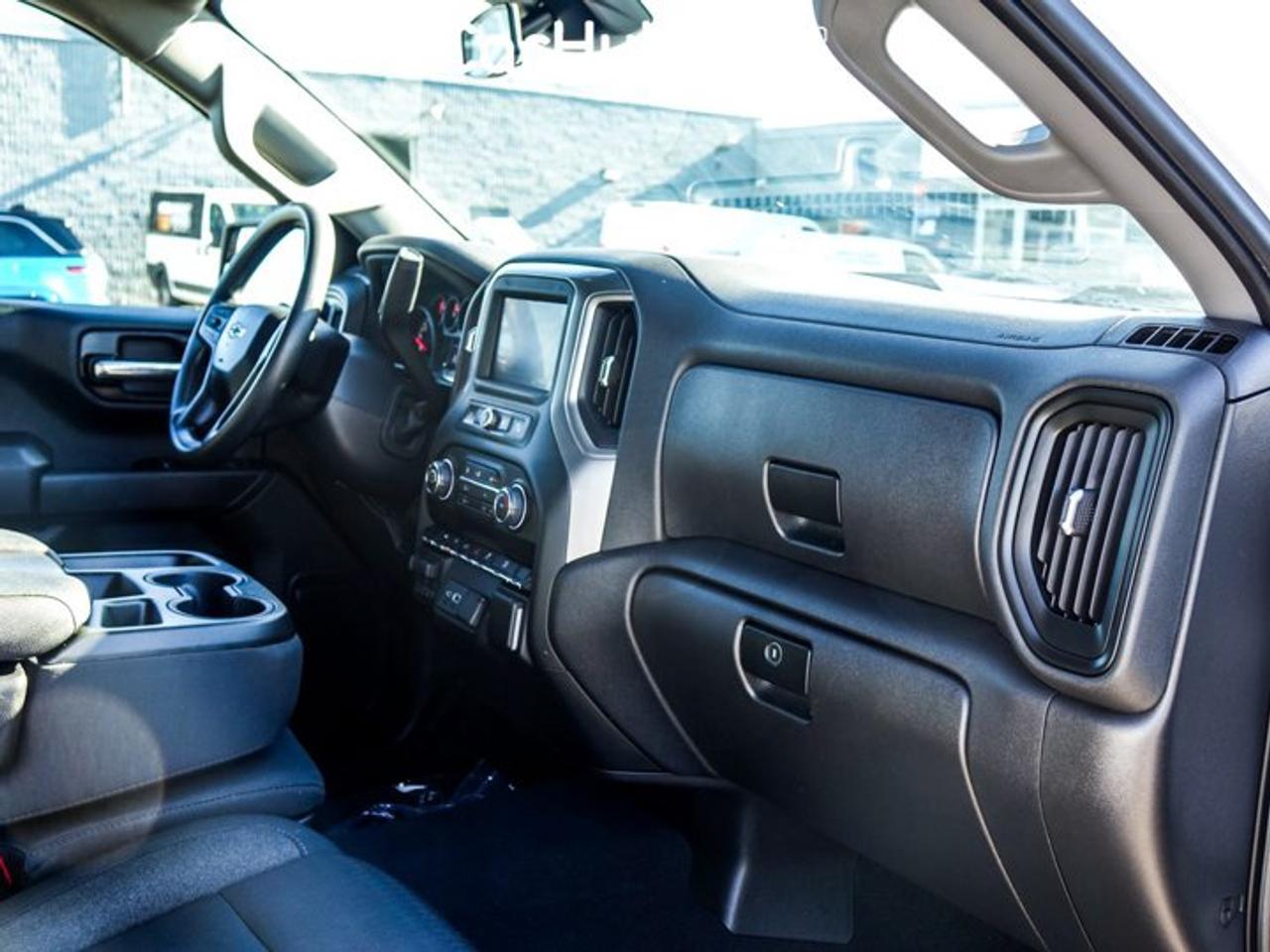 2024 Chevrolet Silverado 1500 Custom Trail Boss Crew Cab 147" 2.7L Turbocharged I-4 | Z71 Off-Road Package Photo