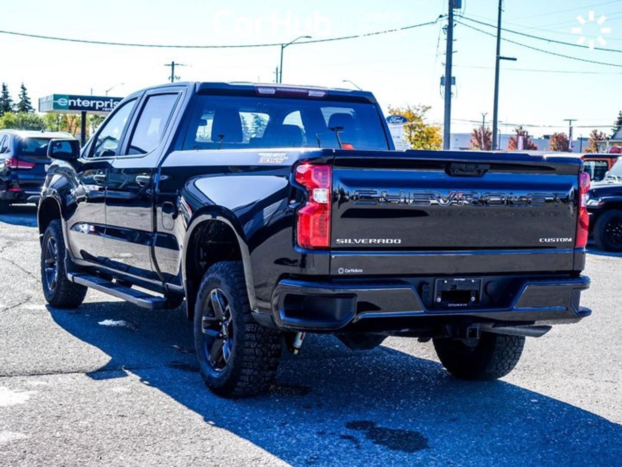 2024 Chevrolet Silverado 1500 Crew Custom Trail Boss Crew Cab 157" 2.7L TurboMax I-4 | Z71 Off-Road Suspension with 2-Inch Lift Photo