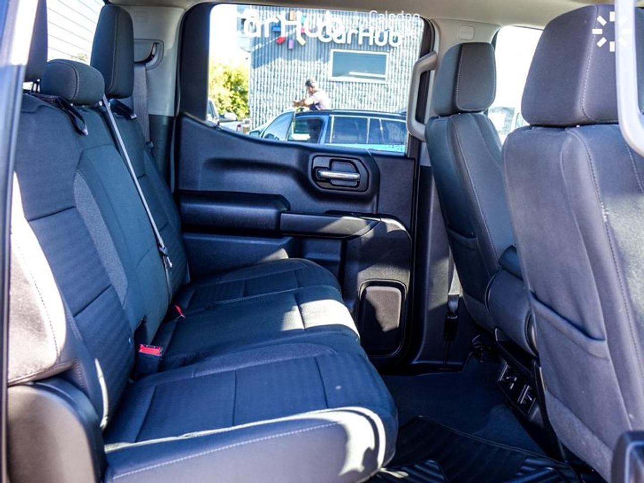 2024 Chevrolet Silverado 1500 Crew Custom Trail Boss Crew Cab 157" 2.7L TurboMax I-4 | Z71 Off-Road Suspension with 2-Inch Lift Photo