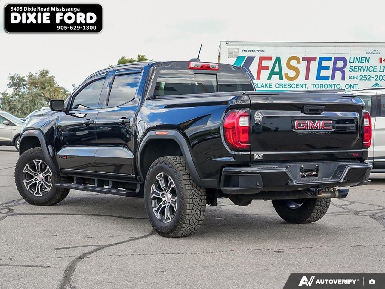 2024 GMC Canyon AT4 Photo3