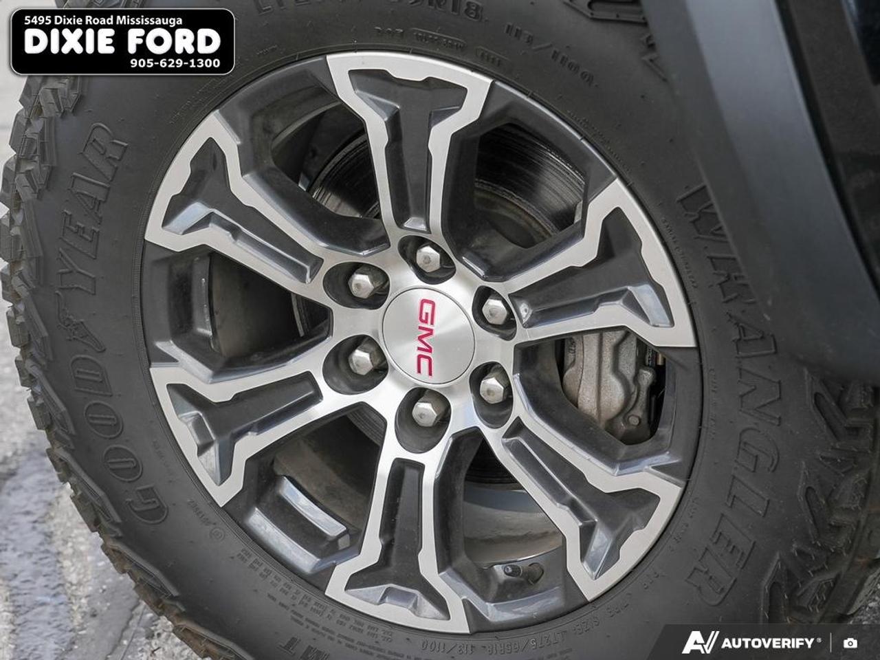 2024 GMC Canyon AT4 Photo