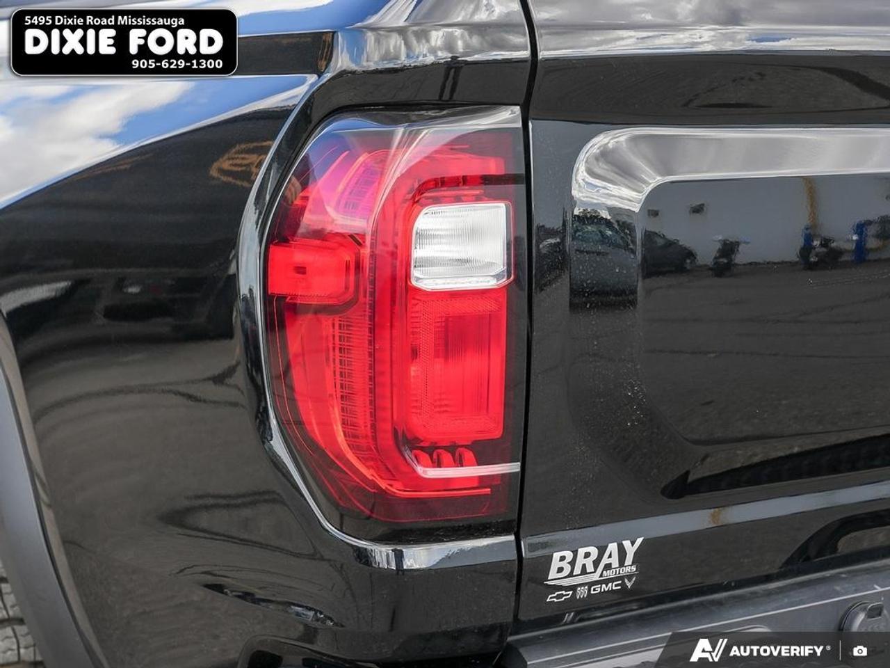 2024 GMC Canyon AT4 Photo