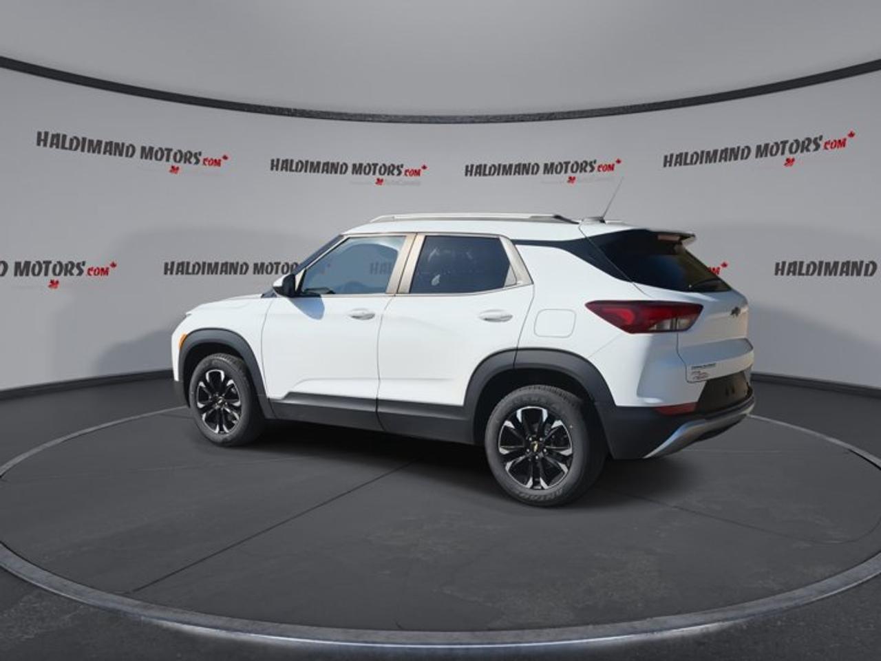 2021 Chevrolet TrailBlazer LT AWD | No accidents Photo
