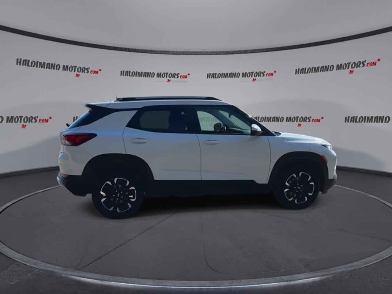 2021 Chevrolet TrailBlazer LT AWD | No accidents Photo