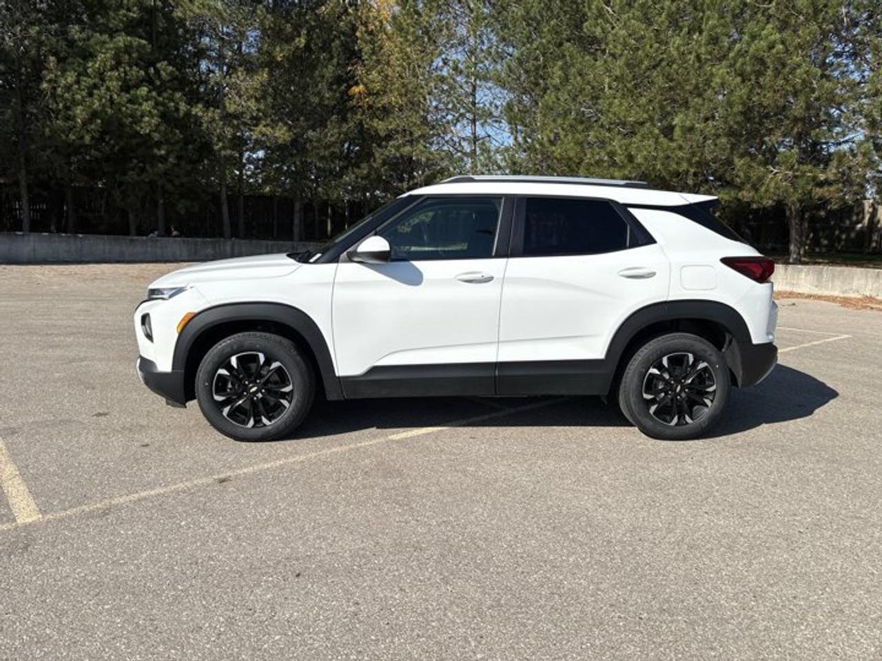 2021 Chevrolet TrailBlazer LT AWD | No accidents Photo