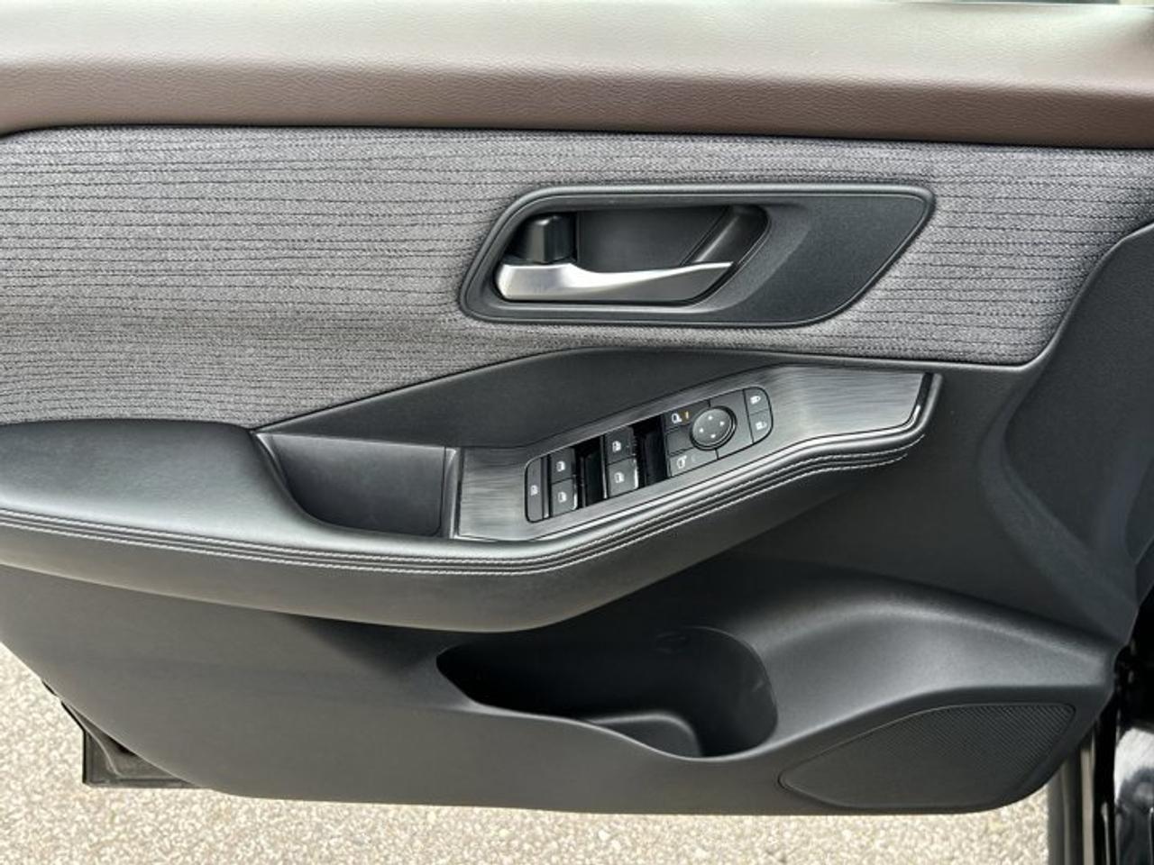 2021 Nissan Rogue SV FWD | No Accidents | Pano. Sunroof | Heated Steering Photo