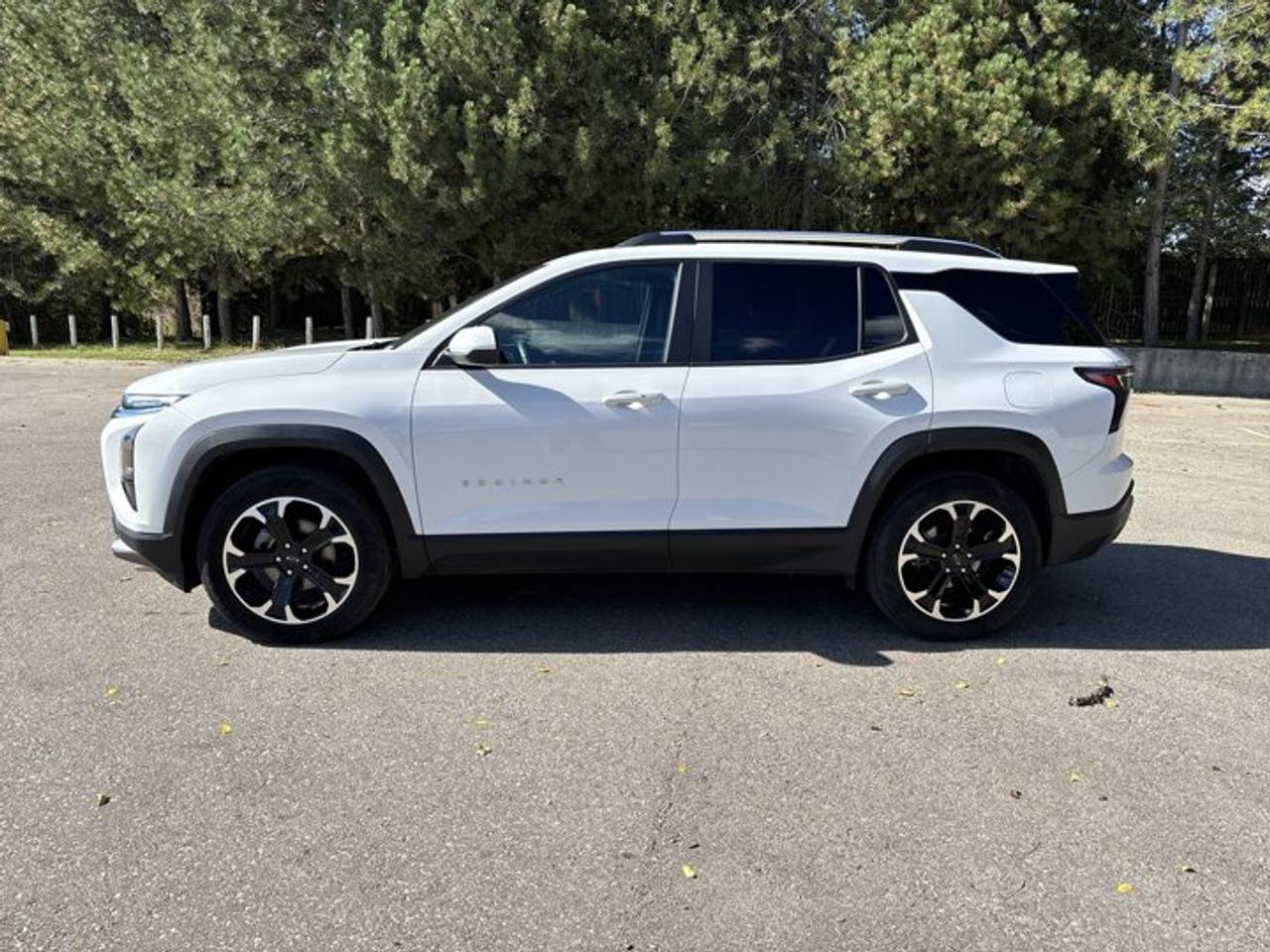 2026 Chevrolet Equinox LT AWD | No Accidents | Pano. Sunroof | Heated Steering Photo