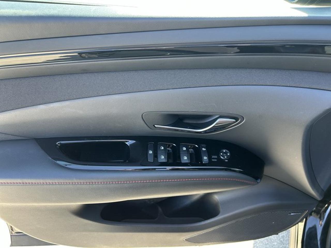 2024 Hyundai Tucson Hybrid N-Line AWD | No Accidents | Heated Steering Photo