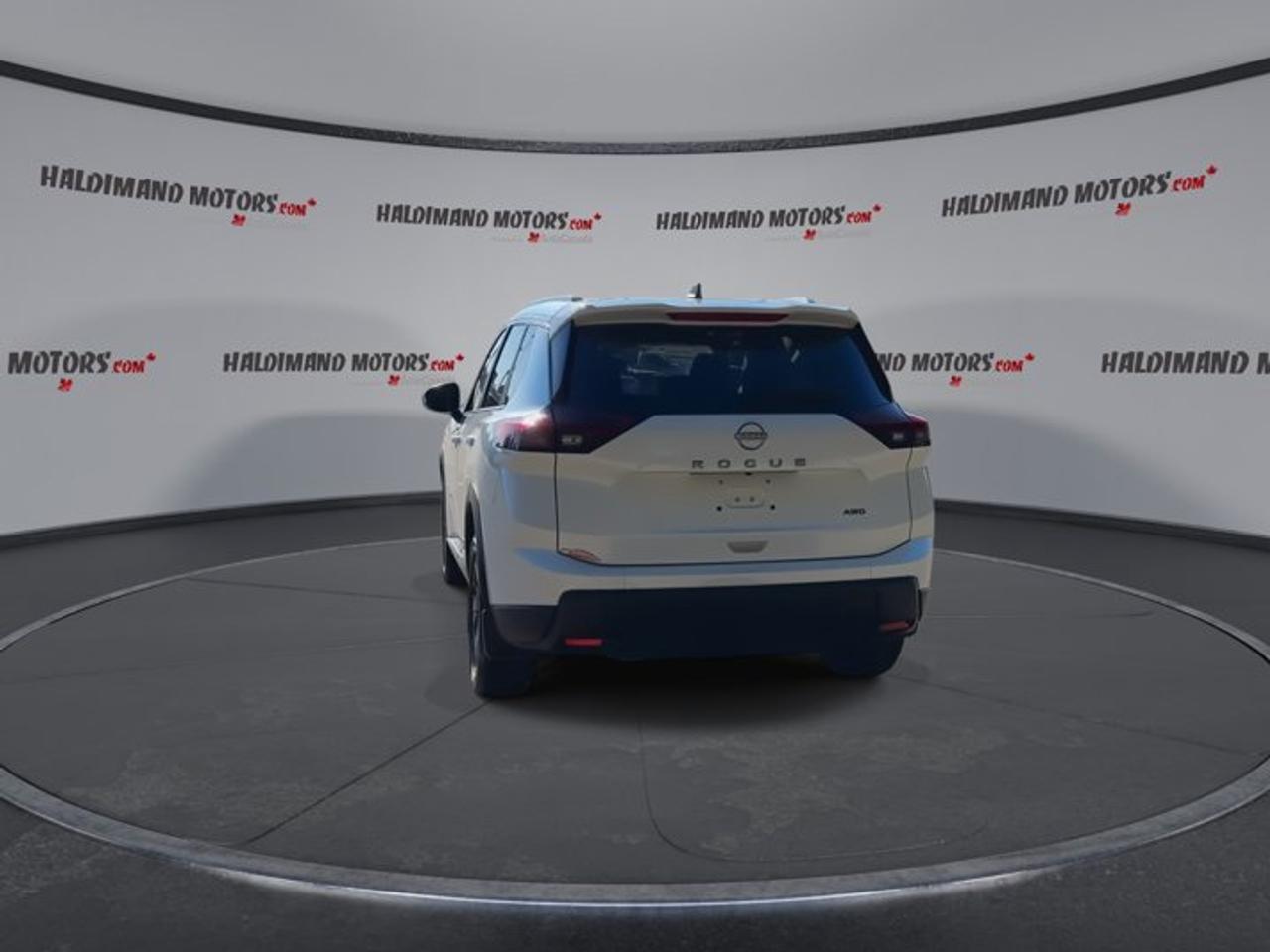 2026 Nissan Rogue SV AWD | One Owner | No Accidents | Heated Steering Photo