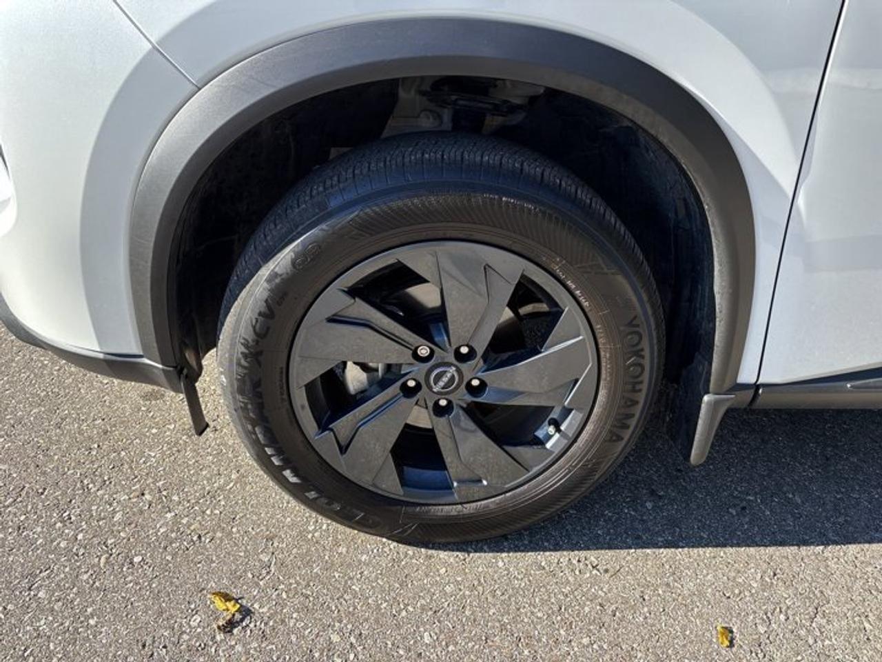 2026 Nissan Rogue SV AWD | One Owner | No Accidents | Heated Steering Photo