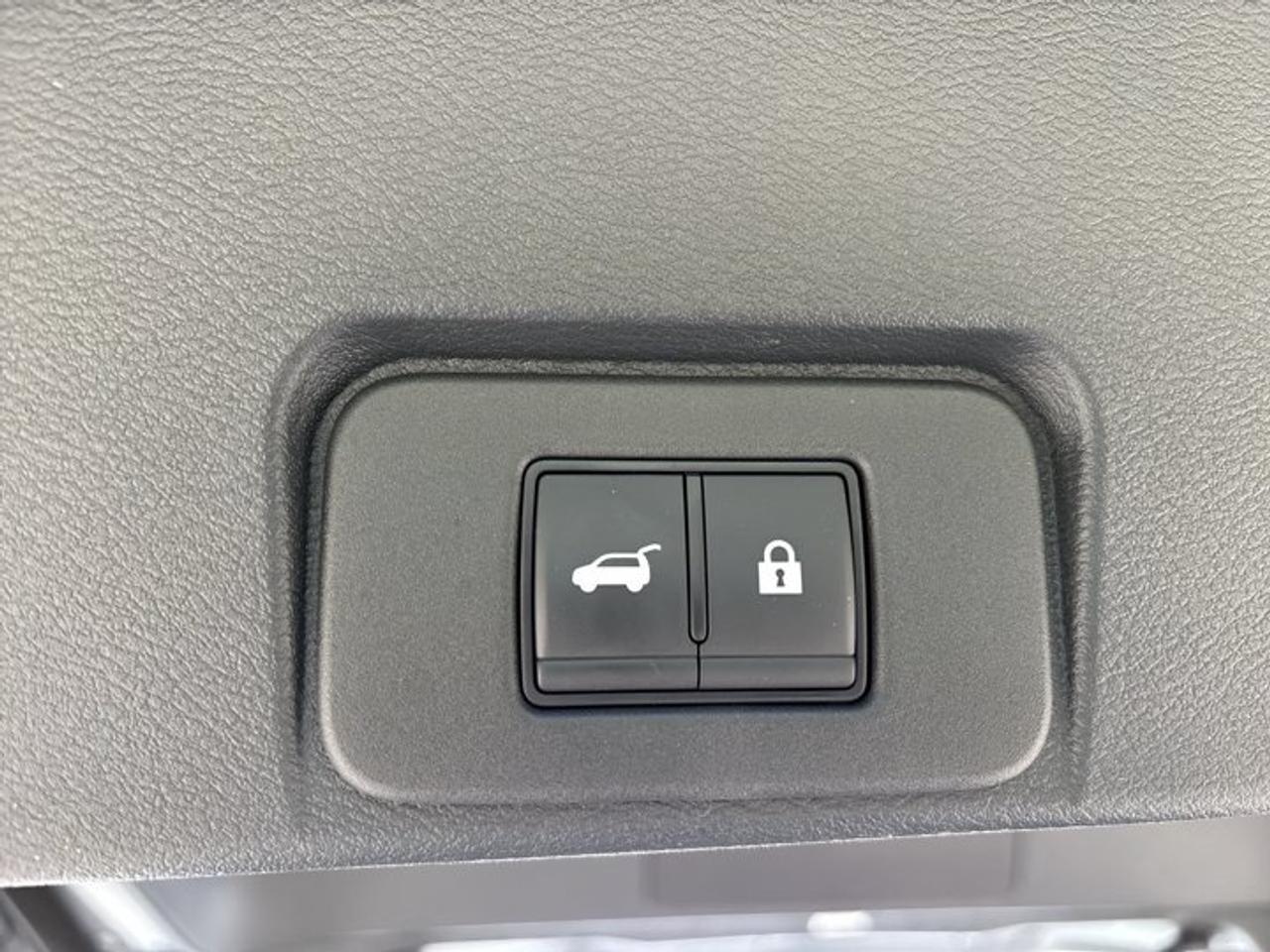 2026 Nissan Rogue SV AWD | One Owner | No Accidents | Heated Steering Photo