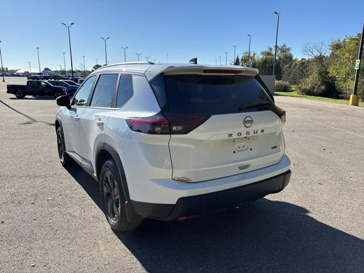 2026 Nissan Rogue SV AWD | One Owner | No Accidents | Heated Steering Photo