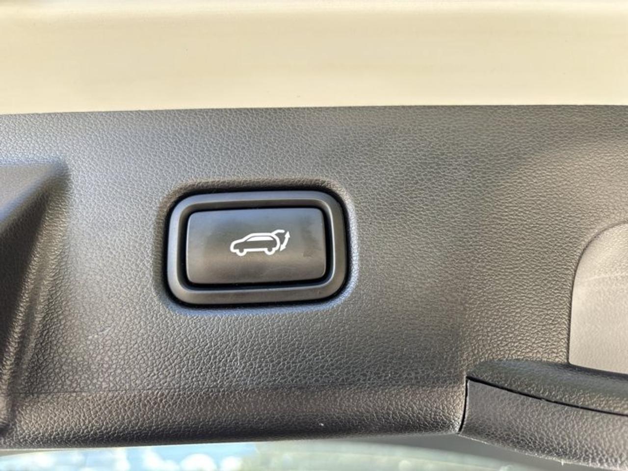 2025 Hyundai Tucson Preferred AWD | No Accidents | Leather Seats Photo