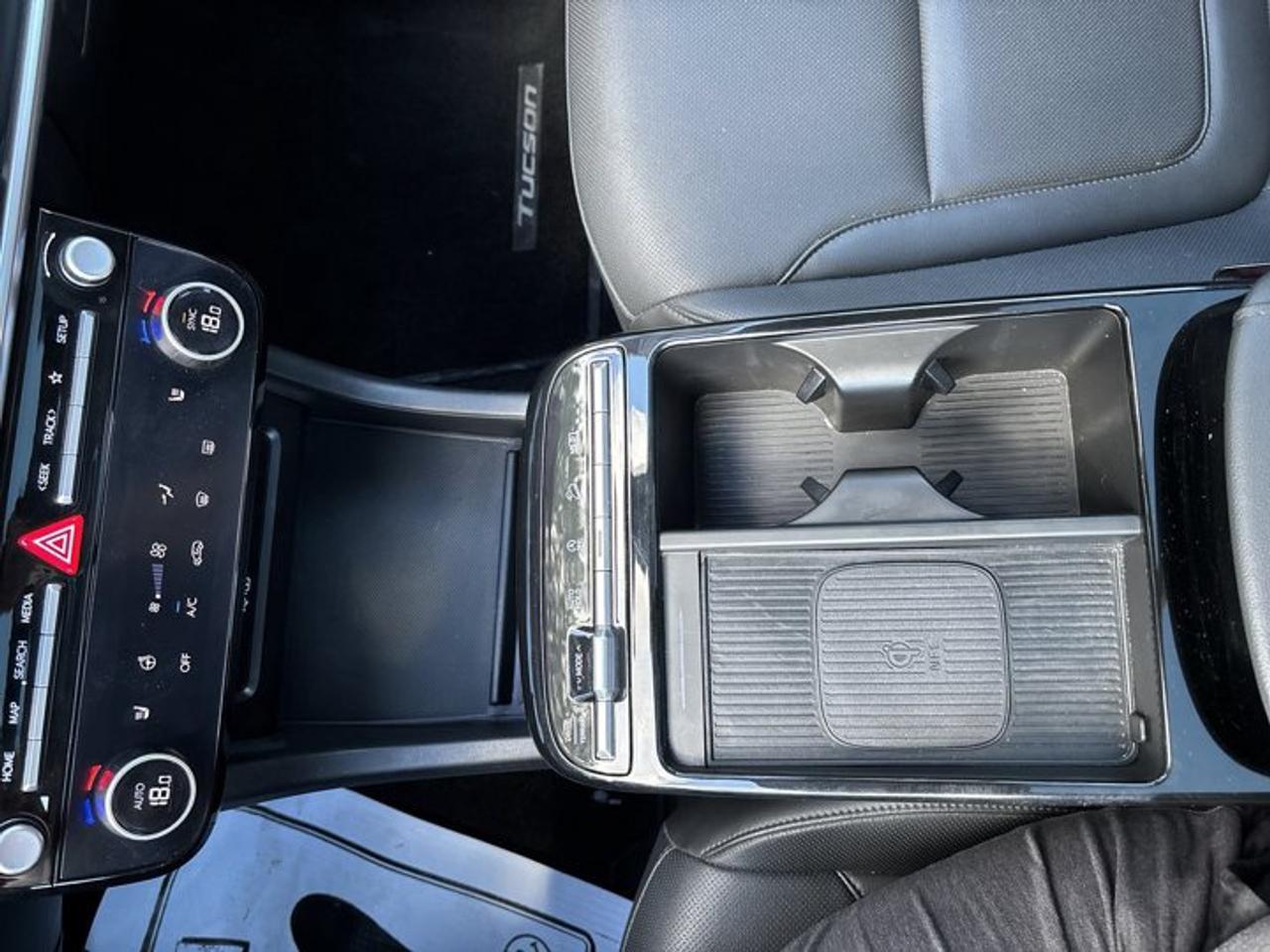 2025 Hyundai Tucson Preferred AWD | No Accidents | Leather Seats Photo