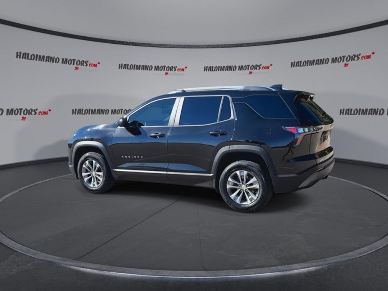 2025 Chevrolet Equinox LT AWD | No Accidents | Leather Seats | Heated Steering Photo