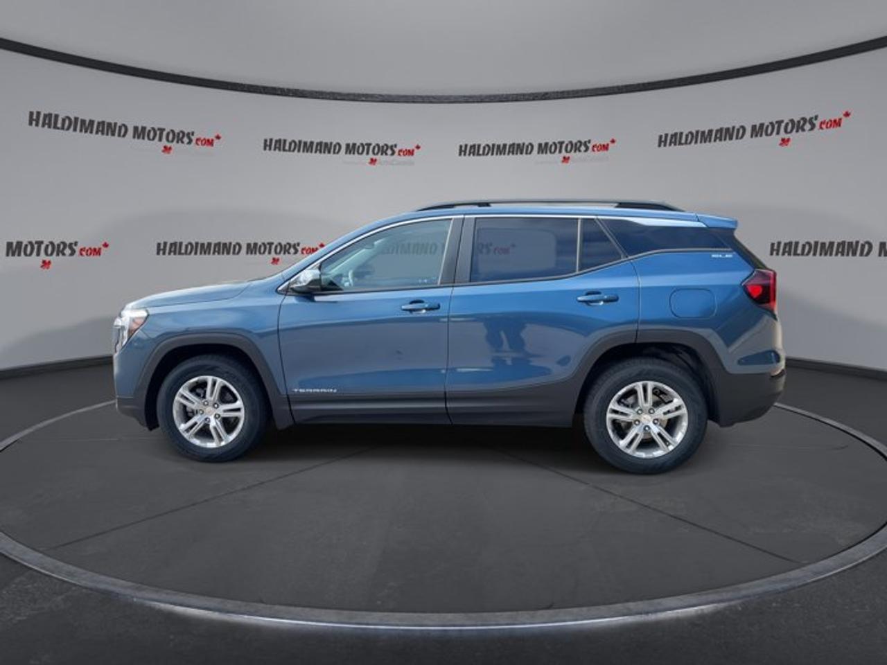 2024 GMC Terrain SLE AWD | No accidents Photo4