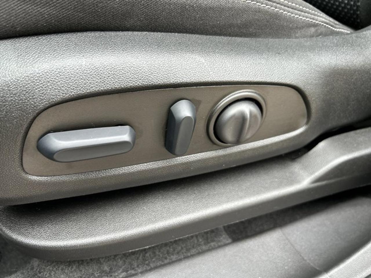 2023 GMC Terrain SLE AWD | No accidents Photo