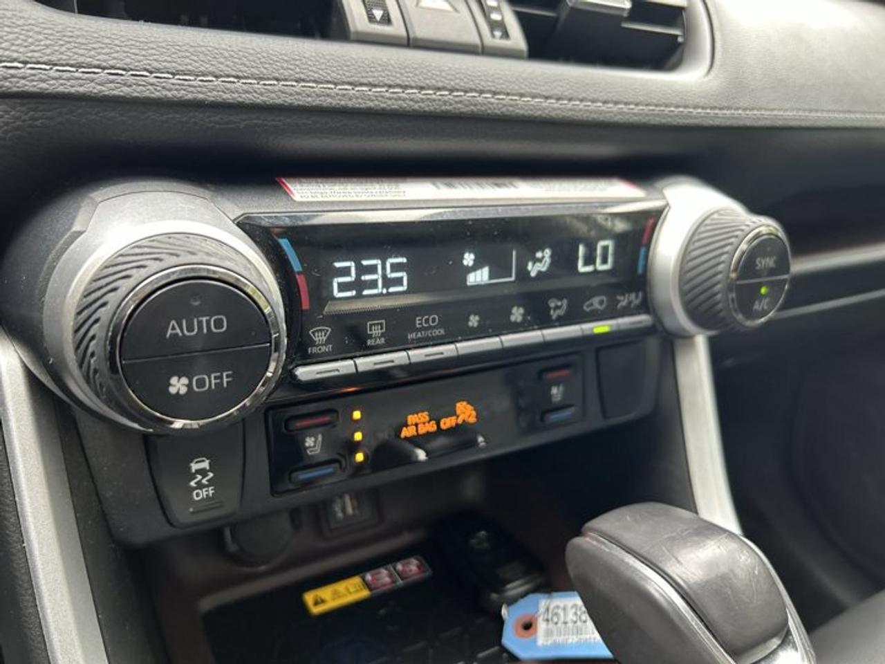 2024 Toyota RAV4 Limited AWD | Vent. Front Seats | Heated Steering Photo