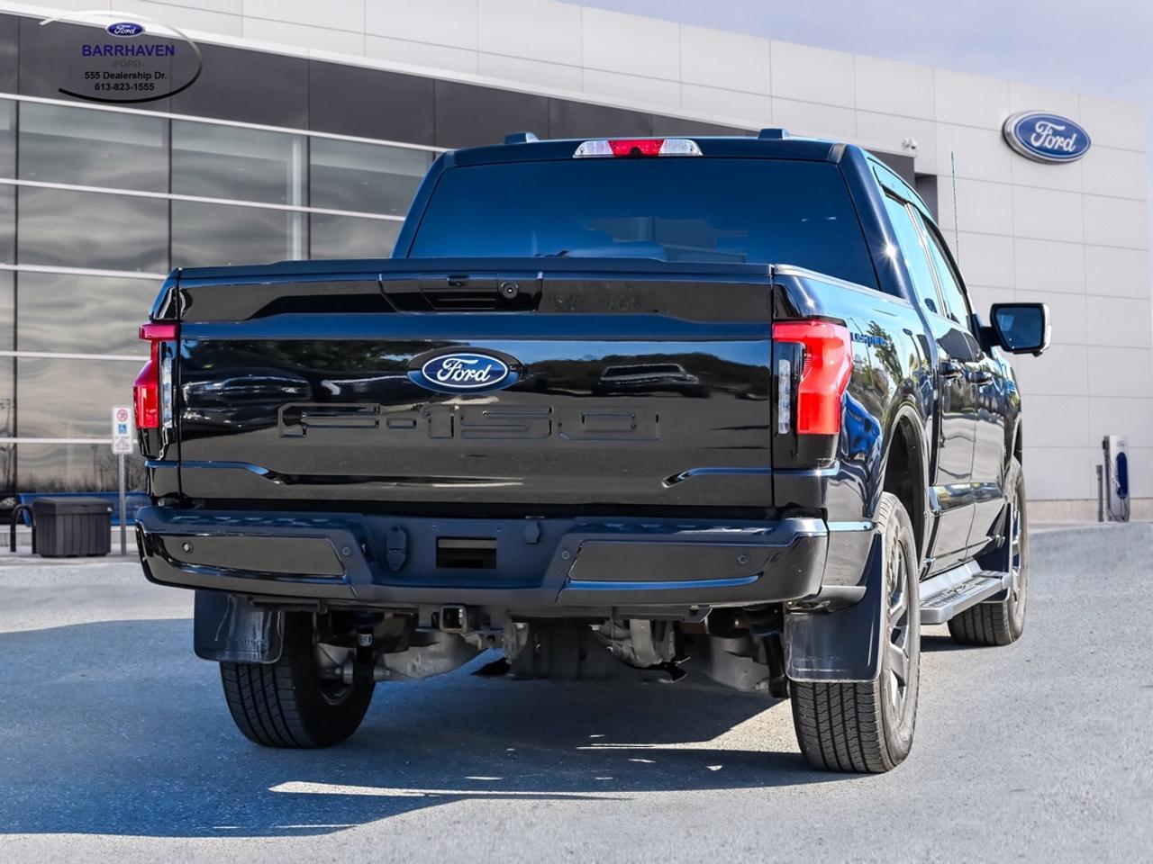 2025 Ford F-150 Lightning Flash Photo3