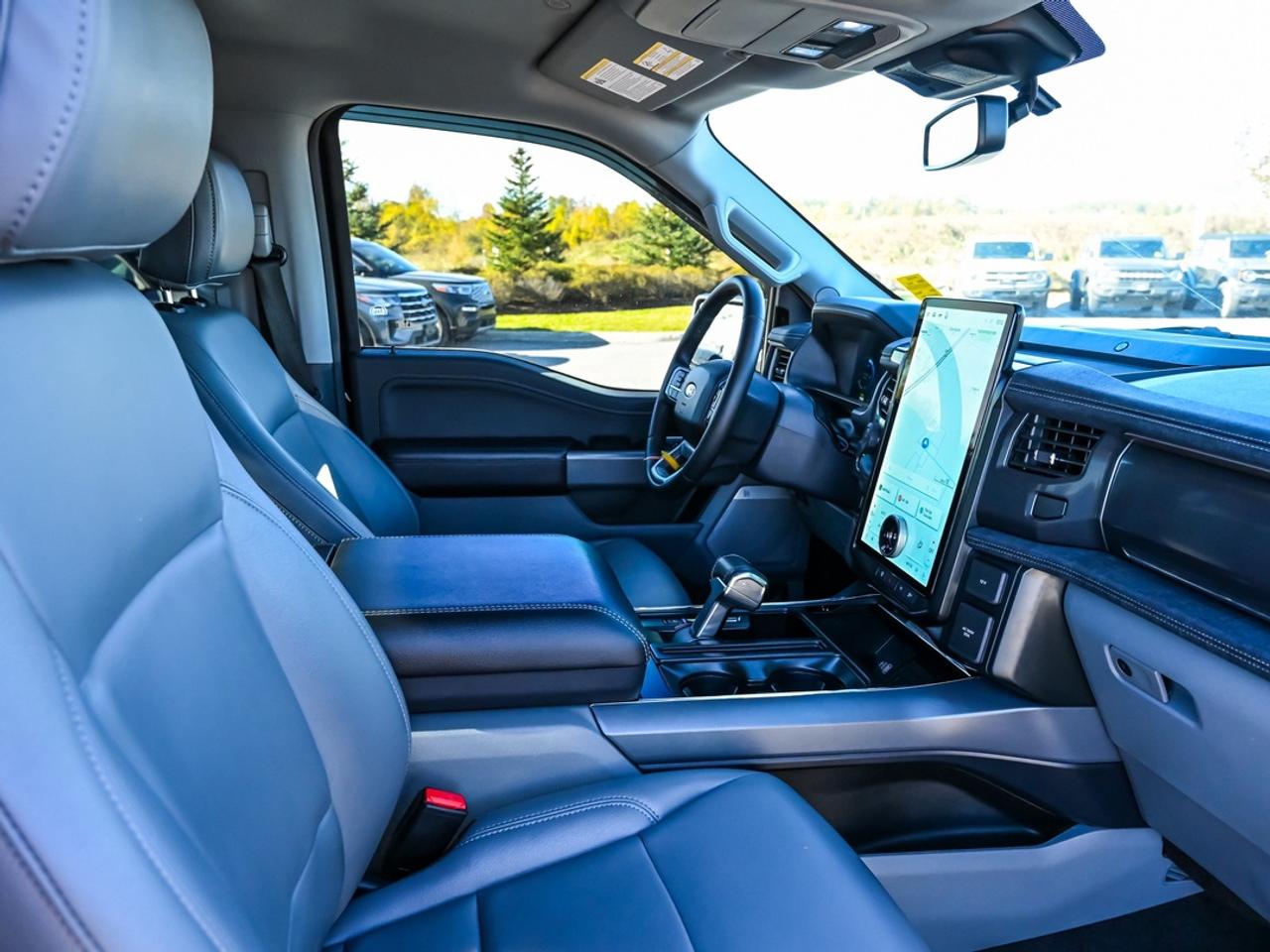 2025 Ford F-150 Lightning Flash Photo