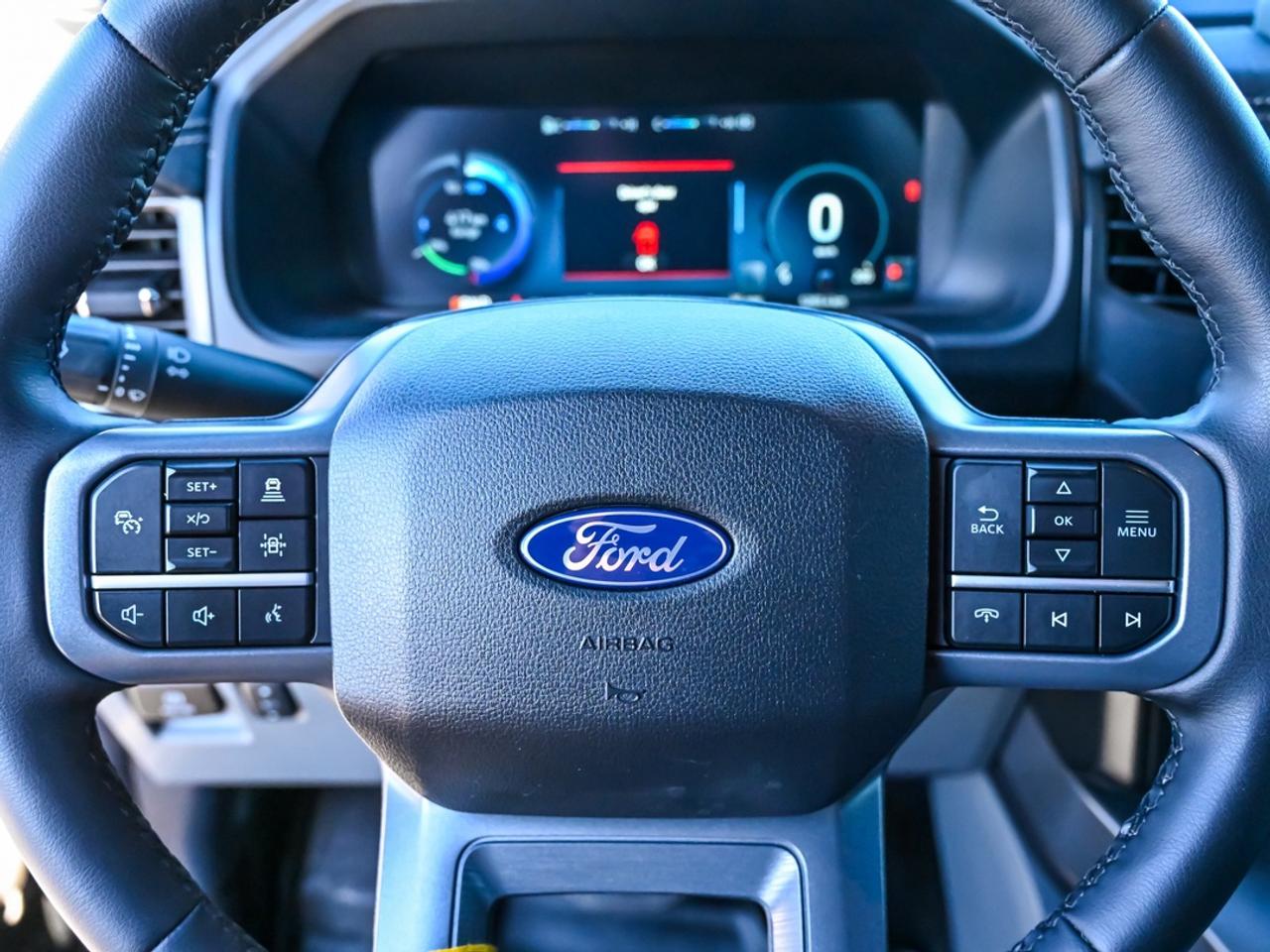 2025 Ford F-150 Lightning Flash Photo