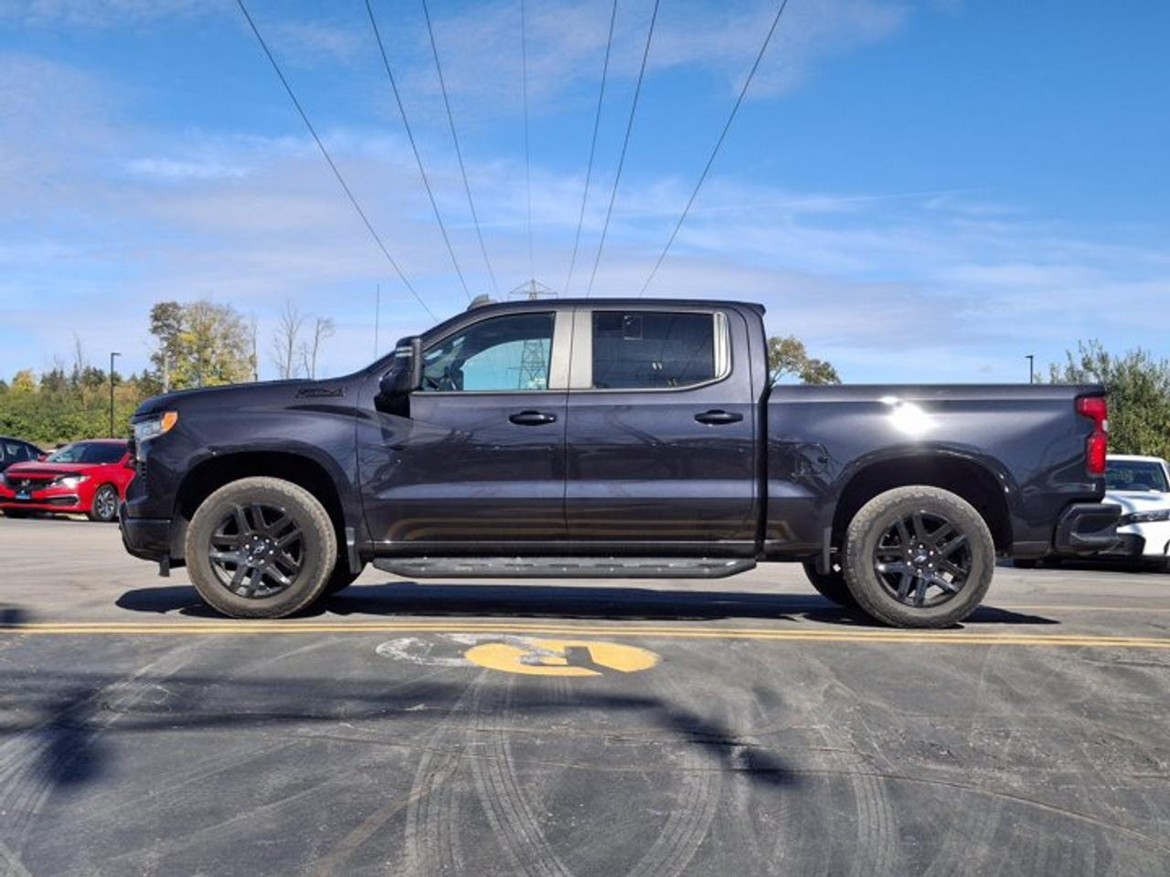 2022 Chevrolet Silverado 1500 RST Crew 4X4 | Leather | Sunroof | Z71 | Power/Heated Tow Mirrors | Heated Wheel + Seats | and More! Photo1