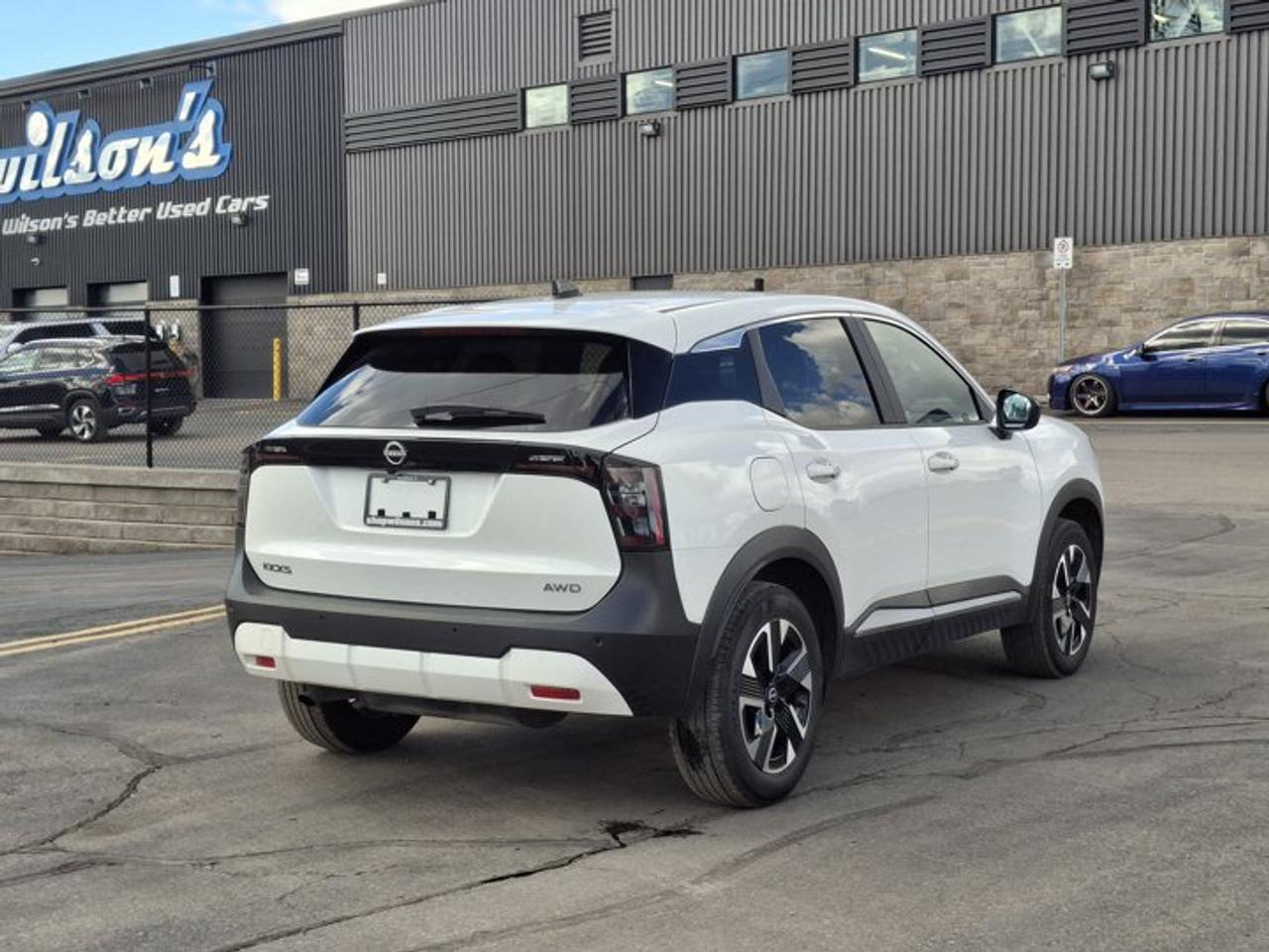 2026 Nissan Kicks SV AWD | Heated Wheel + Seats | Smart Cruise | BSW + RCTA | Remote Start | Smart Key | and More ! Photo