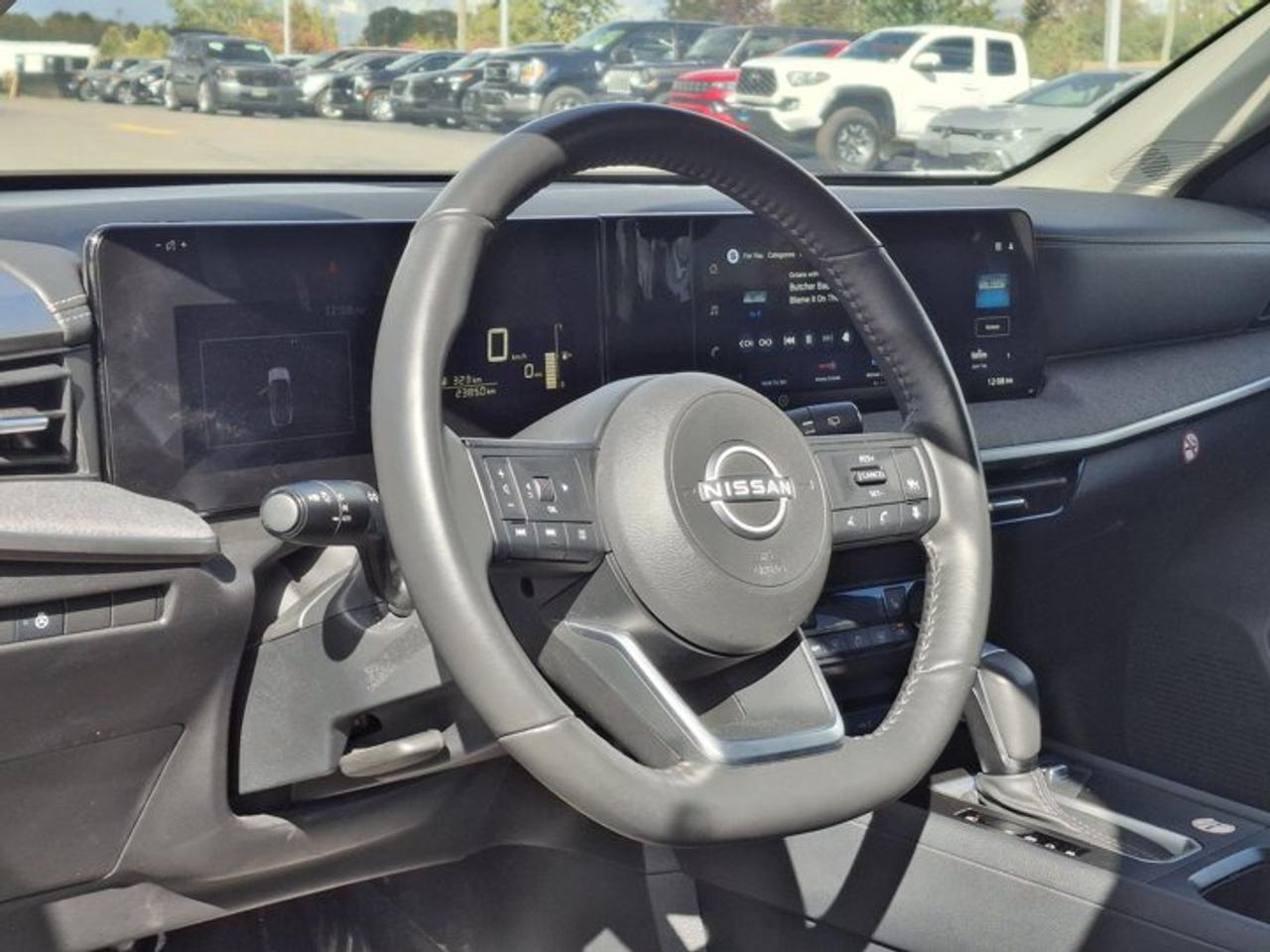 2026 Nissan Kicks SV AWD | Heated Wheel + Seats | Smart Cruise | BSW + RCTA | Remote Start | Smart Key | and More ! Photo