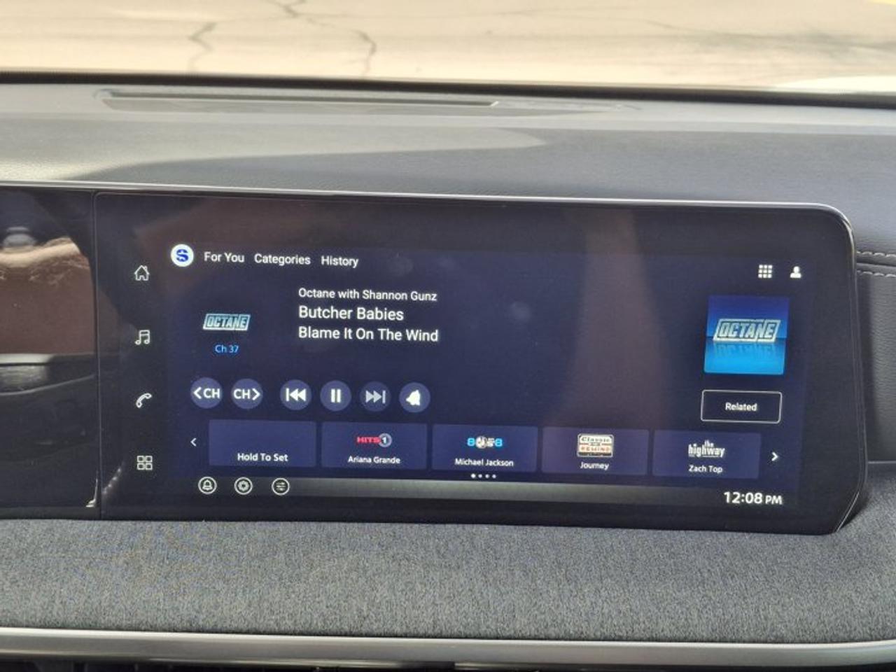 2026 Nissan Kicks SV AWD | Heated Wheel + Seats | Smart Cruise | BSW + RCTA | Remote Start | Smart Key | and More ! Photo