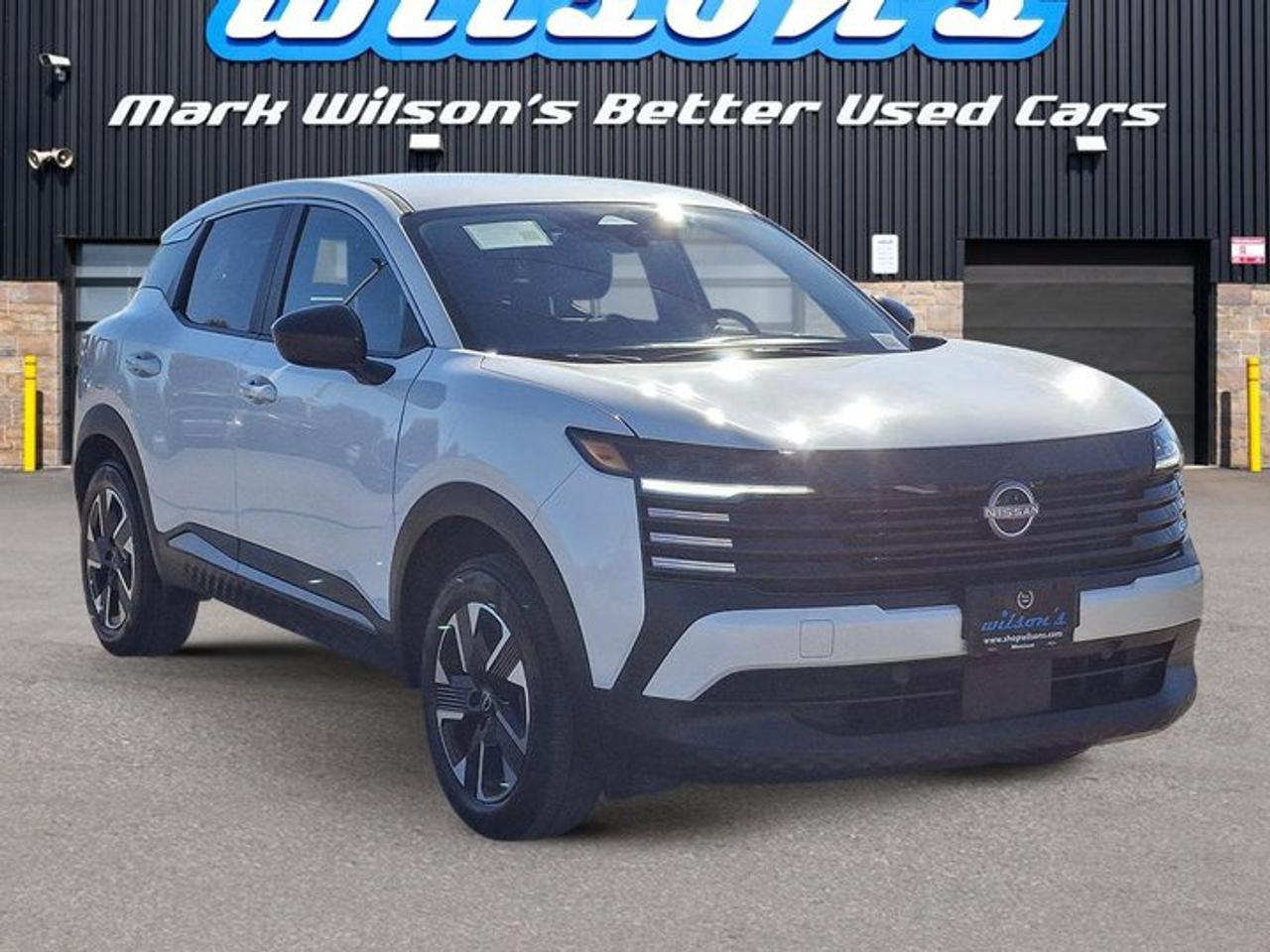 2026 Nissan Kicks SV AWD | Heated Wheel + Seats | Smart Cruise | BSW + RCTA | Remote Start | Smart Key | and More ! Photo