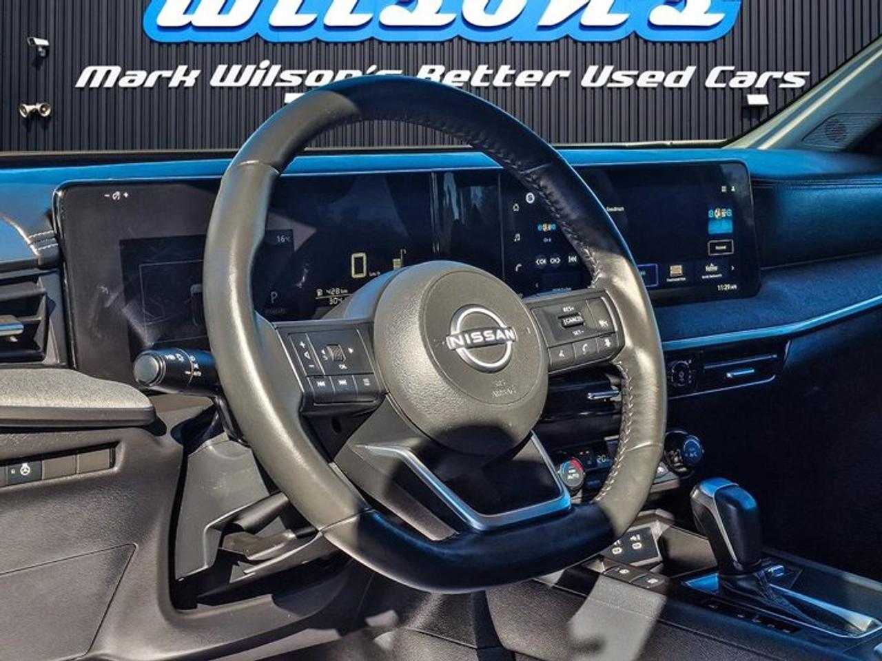 2026 Nissan Kicks SV AWD | Heated Wheel + Seats | Smart Cruise | BSW + RCTA | Remote Start | Smart Key | and More ! Photo