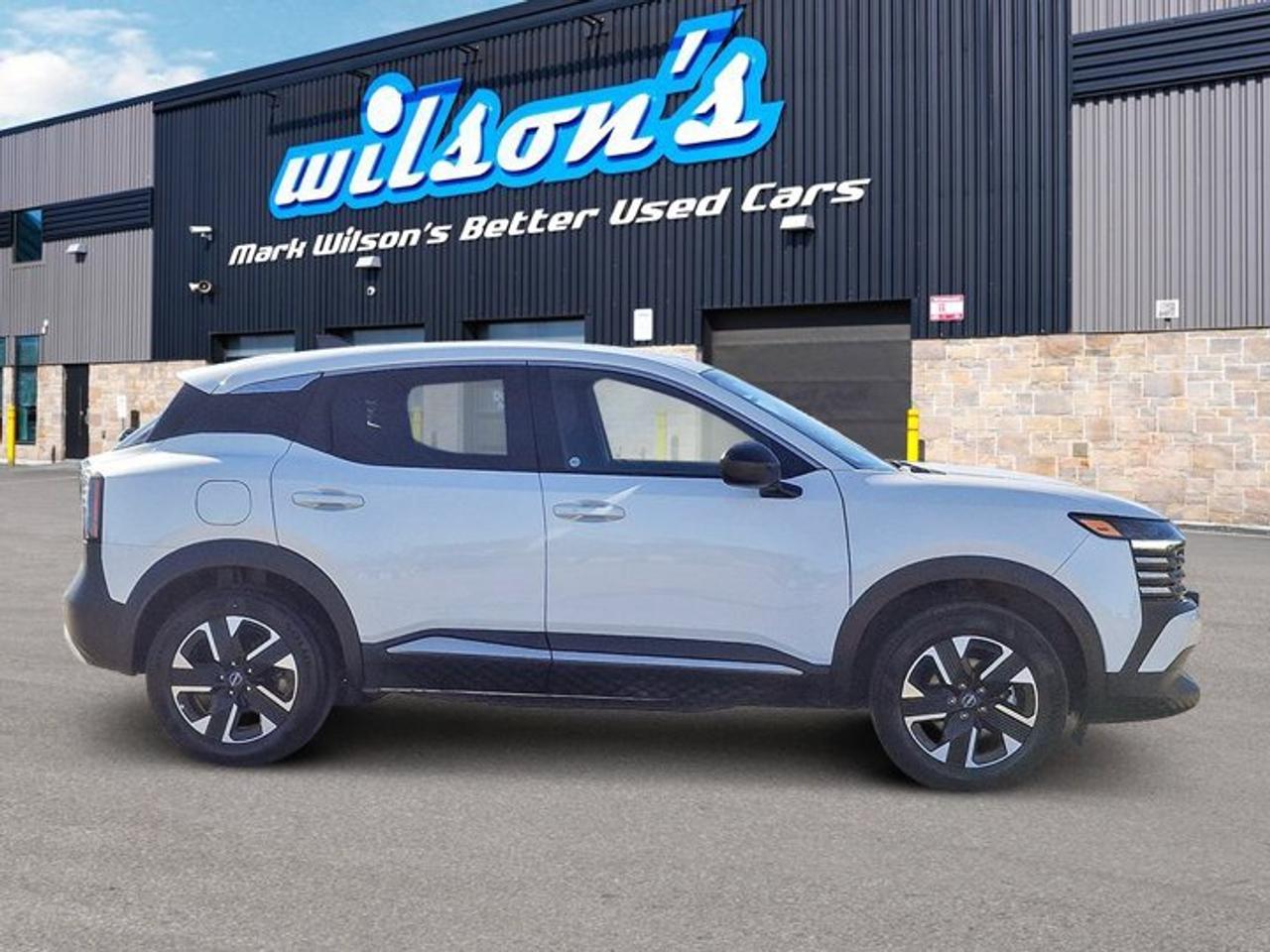 2026 Nissan Kicks SV AWD | Heated Wheel + Seats | Smart Cruise | BSW + RCTA | Remote Start | Smart Key | and More ! Photo