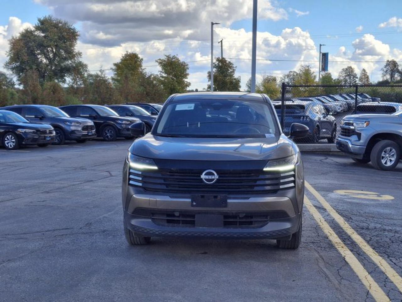 2026 Nissan Kicks SV AWD | Heated Wheel + Seats | Smart Cruise | BSW + RCTA | Remote Start | Smart Key | and More ! Photo