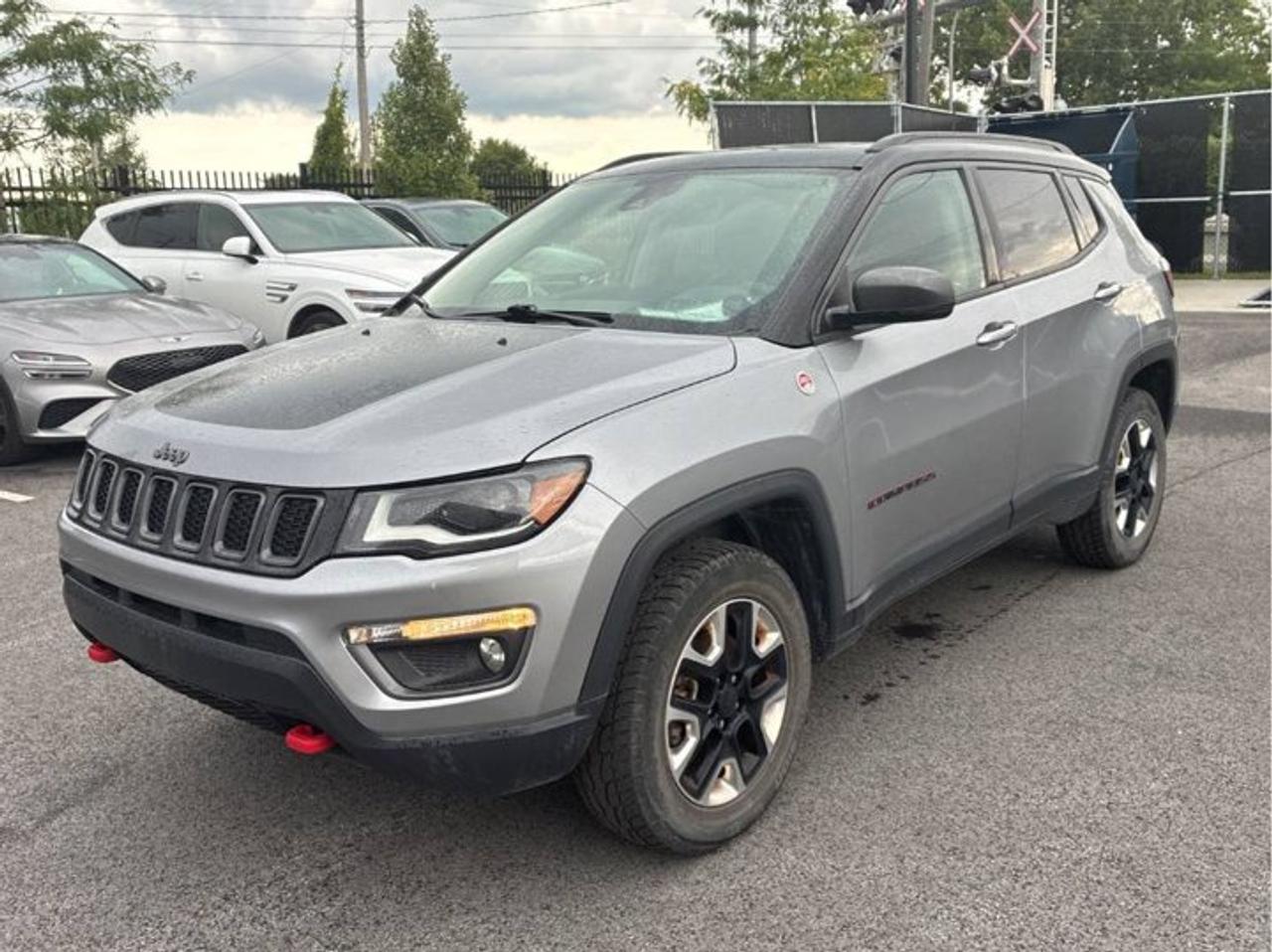 2018 Jeep Compass Trailhawk 4x4 | Split Leather | Sunroof | Heated Seats + Steering | Remote Start | BSM and More ! Photo0