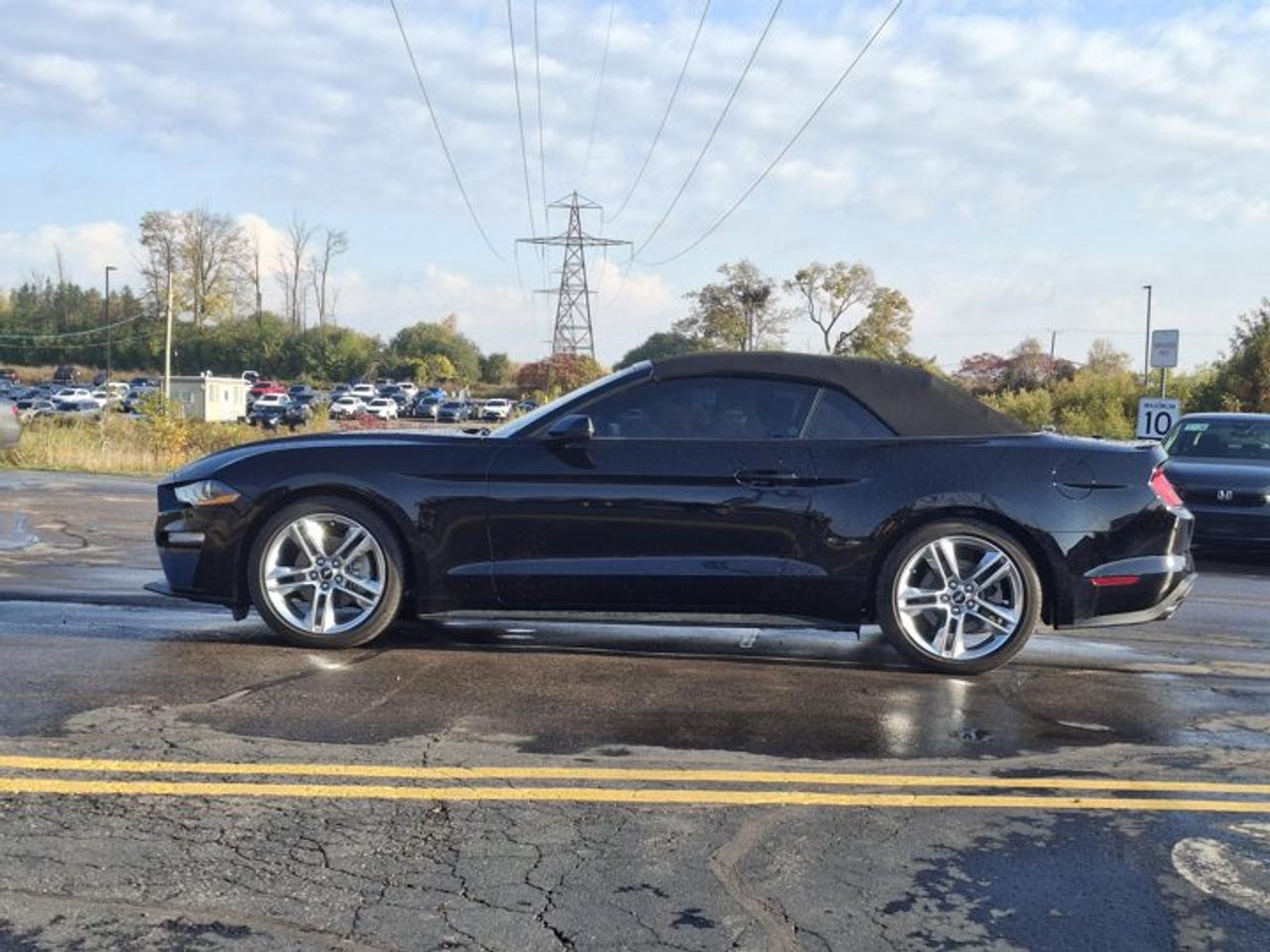 2020 Ford Mustang EcoBoost Premium | Leather | Active Performance Exhaust | Adaptive Cruise | Nav | Htd Seats & More ! Photo